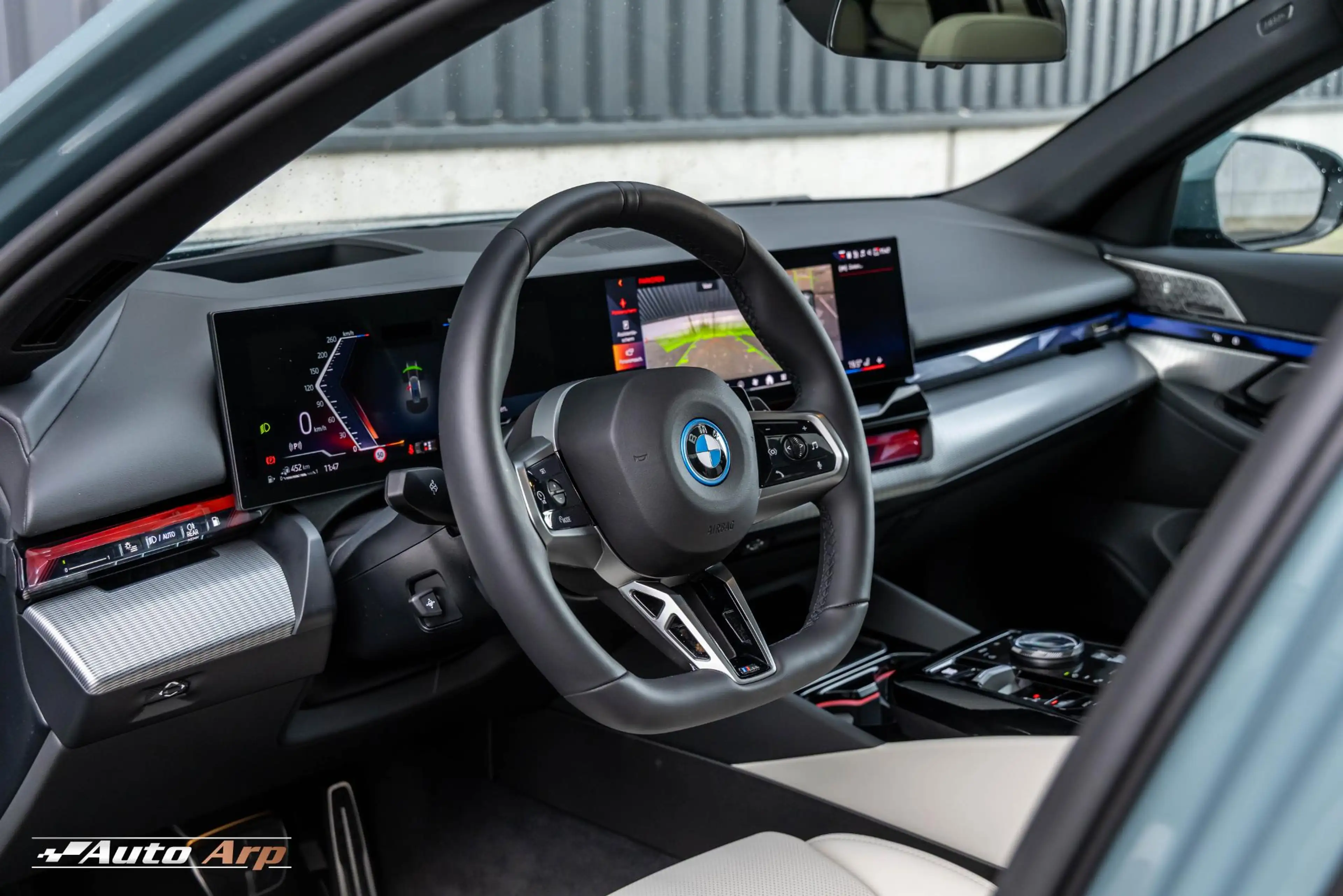 BMW 550 5-serie Touring 550e xDrive M Sport Pro Edition — photo 20