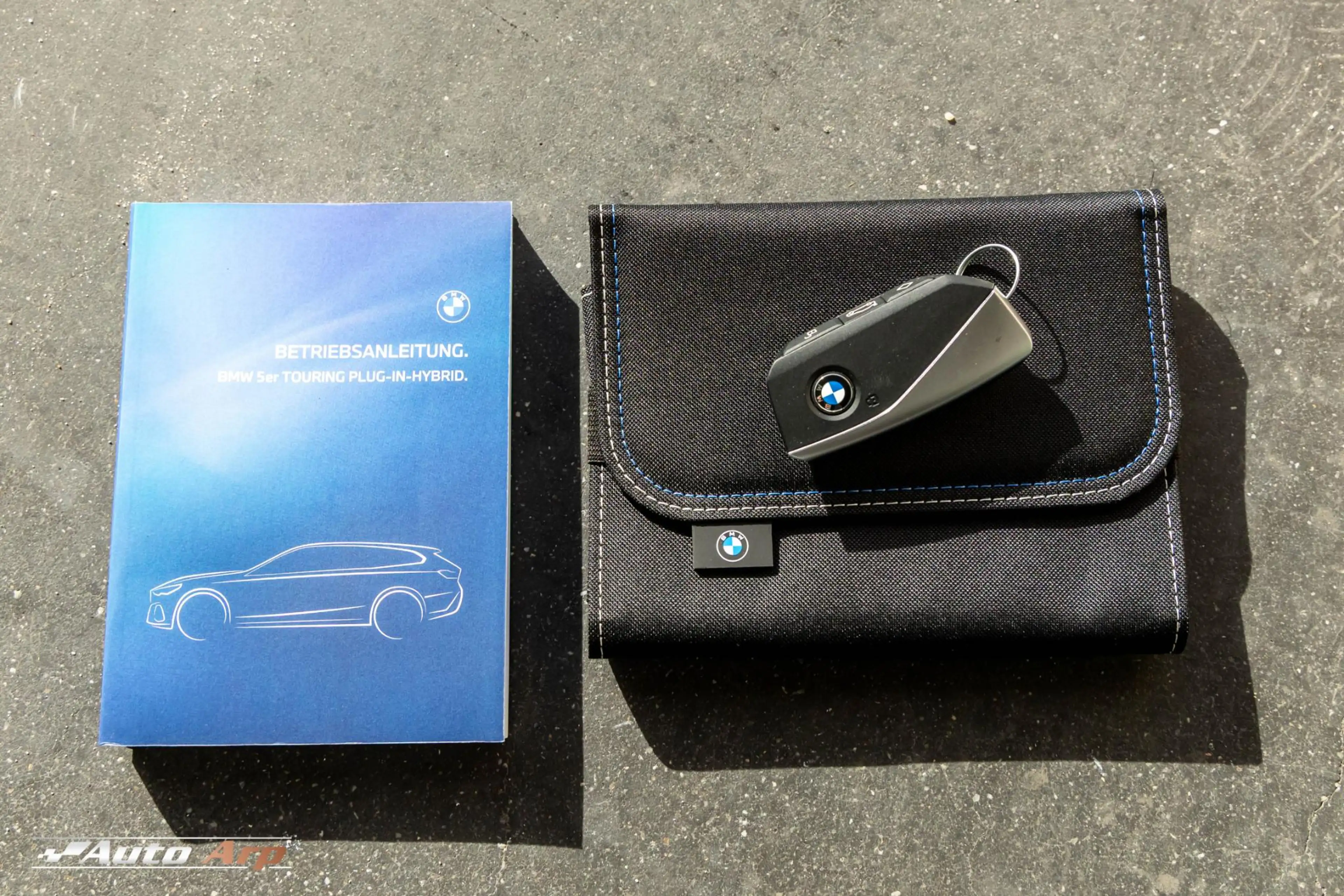 BMW 550 5-serie Touring 550e xDrive M Sport Pro Edition — photo 35