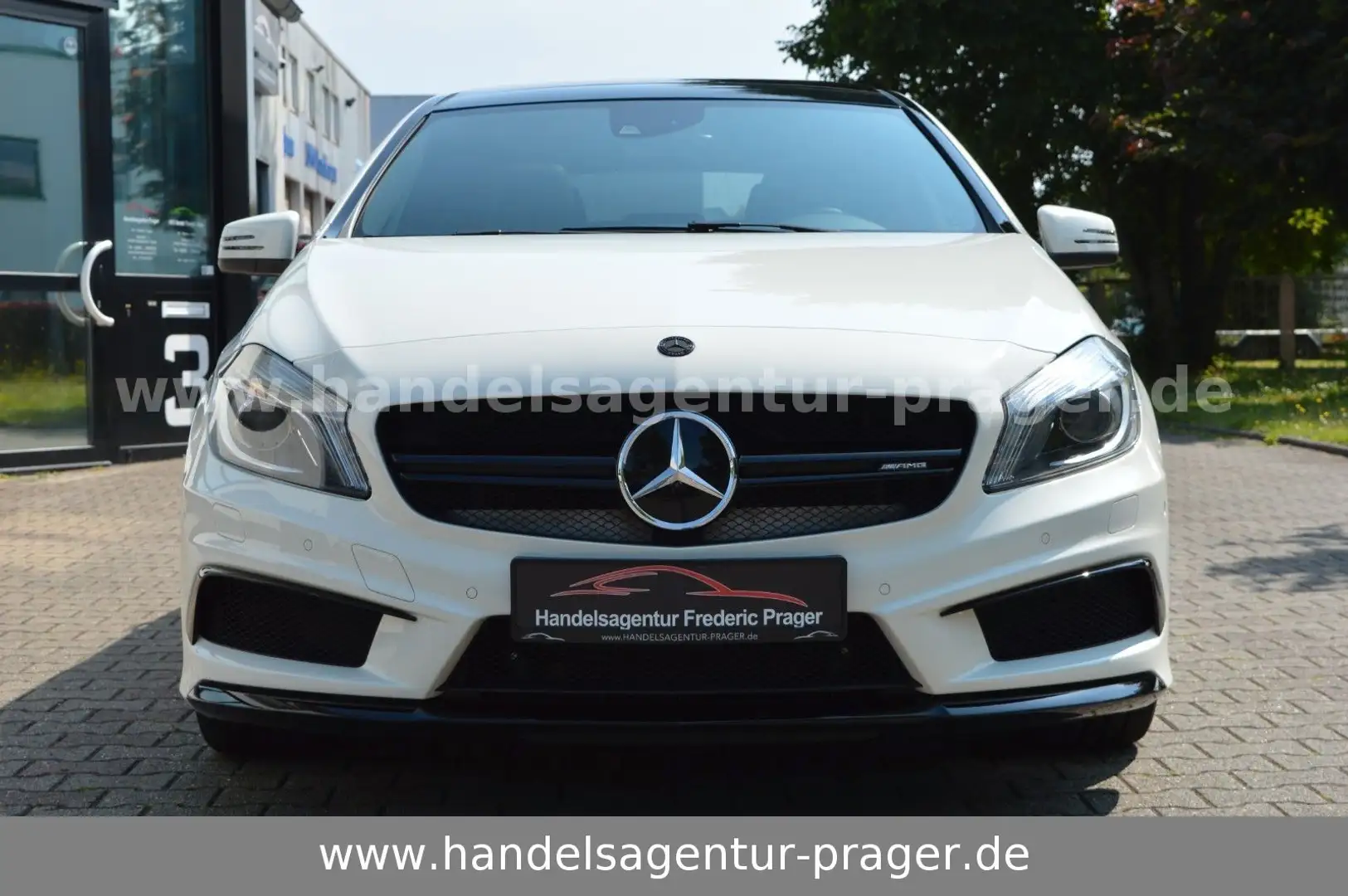 Mercedes-Benz A 45 AMG 4Matic Glasdach Todwinkel Lane Navi Fehér - 2
