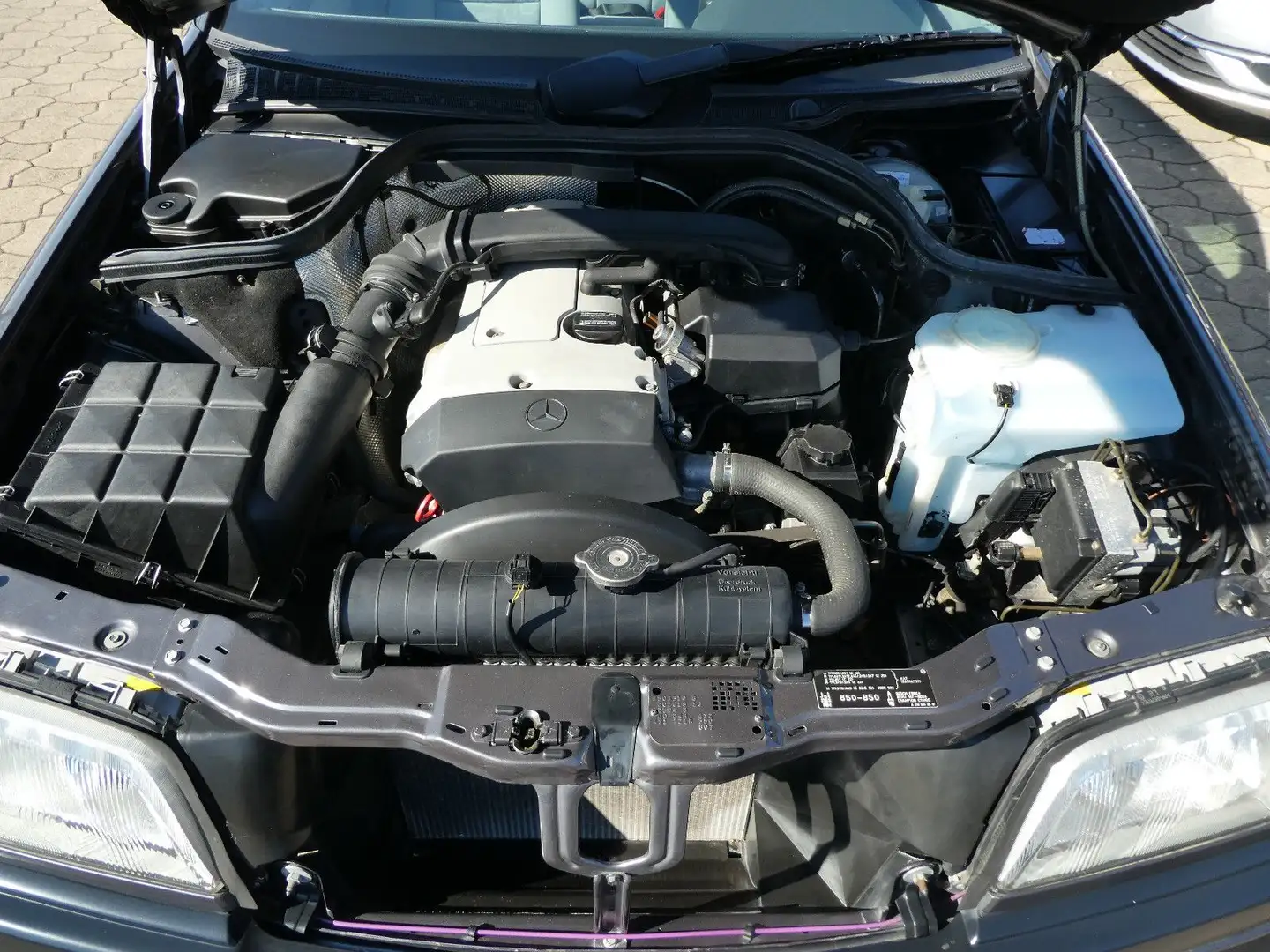 Mercedes-Benz C 180 CLASSIC Neuwagenzustand*NUR 17´km Gri - 2