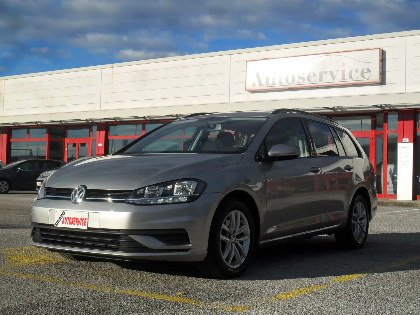 Volkswagen Golf Variant 1.6 tdi Gris - 1