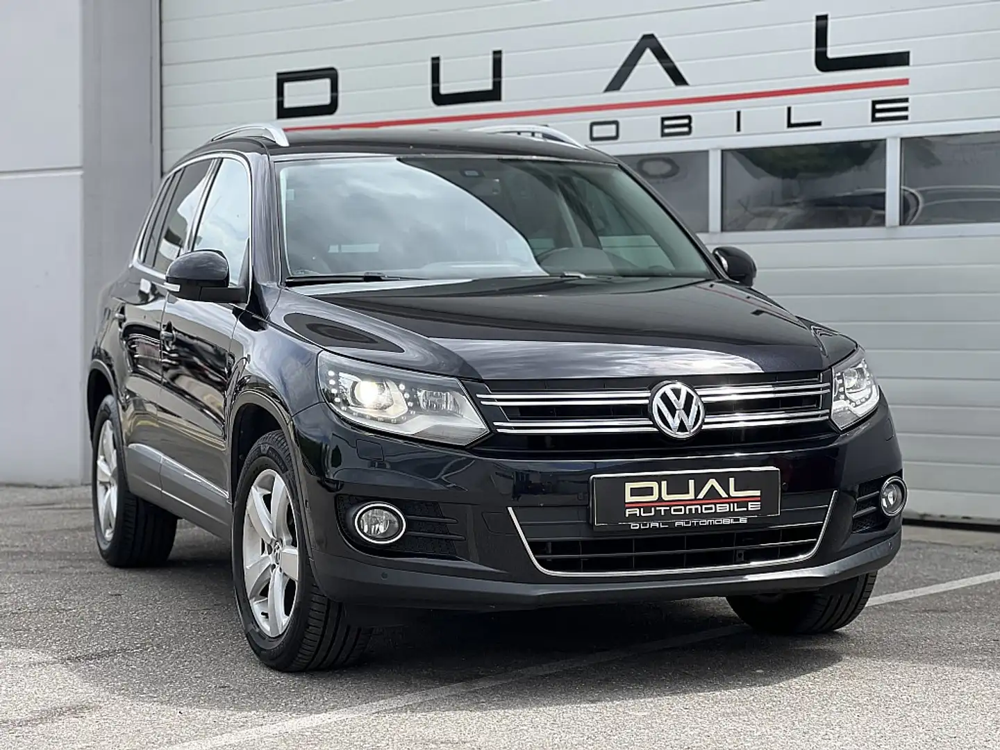 Volkswagen Tiguan 2,0 TDI Sky BMT DPF|PANO|PDC|XENON|SZTHZG Noir - 2