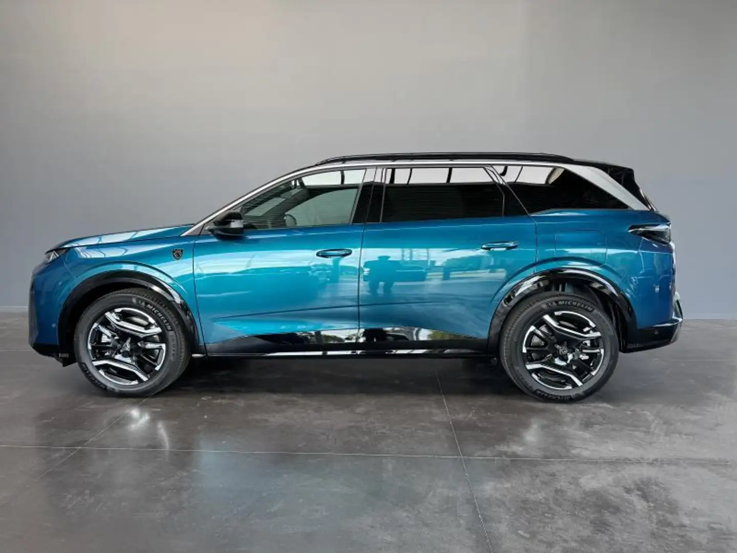 Peugeot 5008 GT Elektro 213 Blauw - 2
