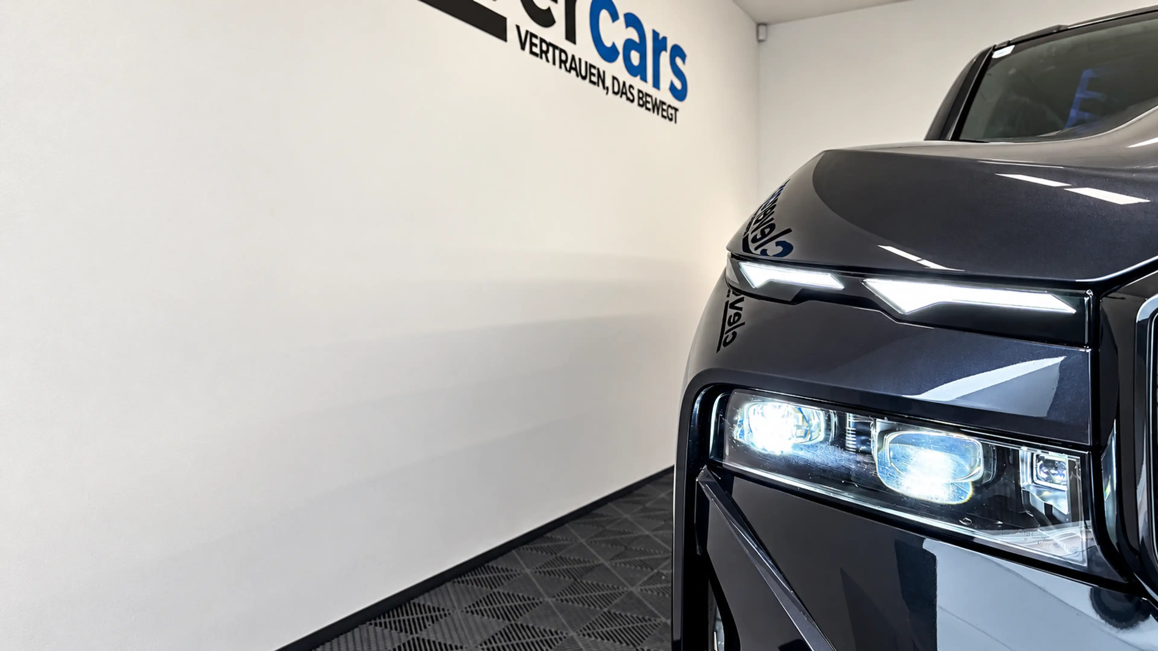 BMW XM 50e 29,4kWh Aut. — photo 13