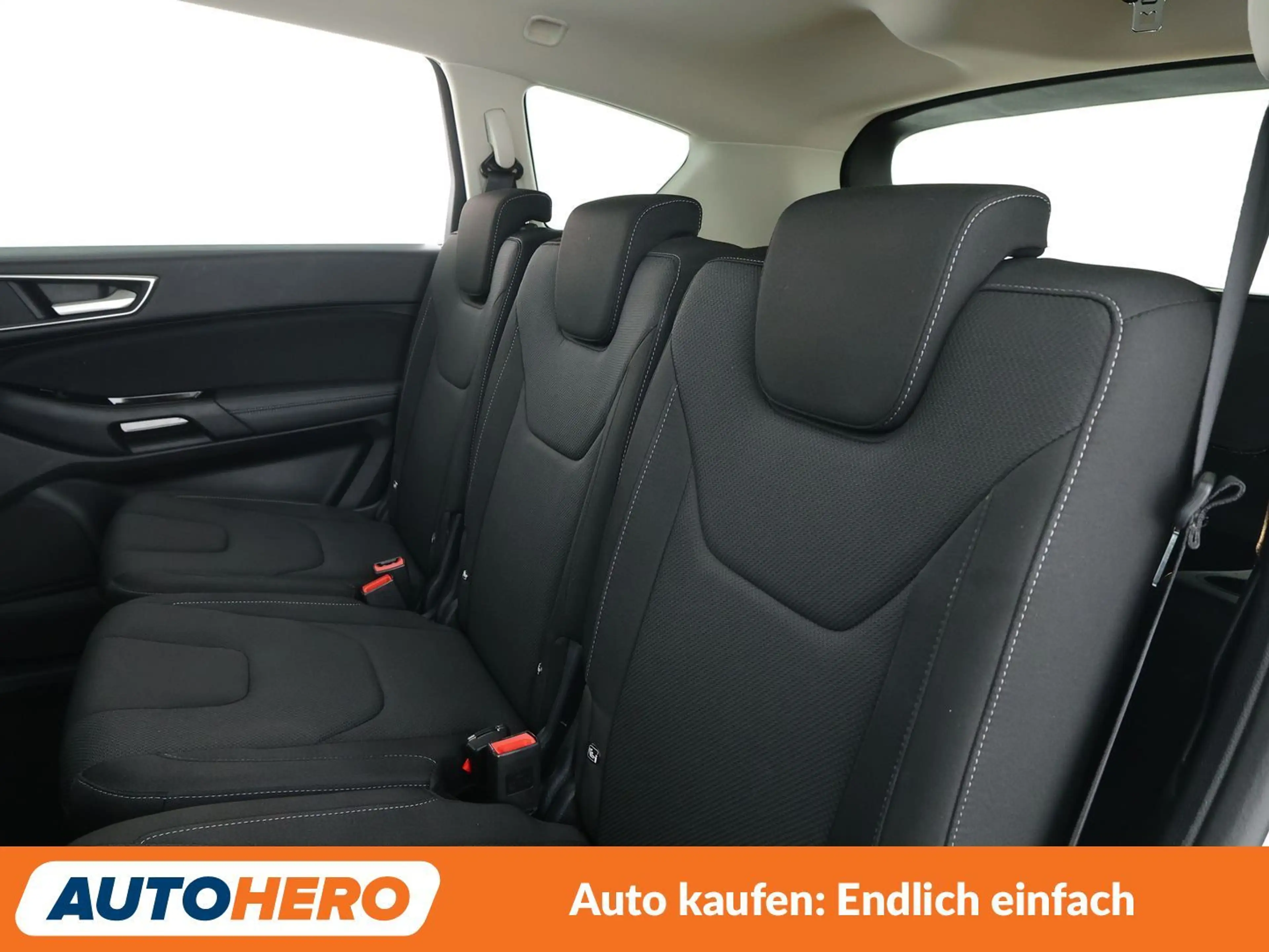 Ford S-Max 2.0 TDCi EcoBlue Titanium Aut.*NAVI*LED*CAM* — photo 14