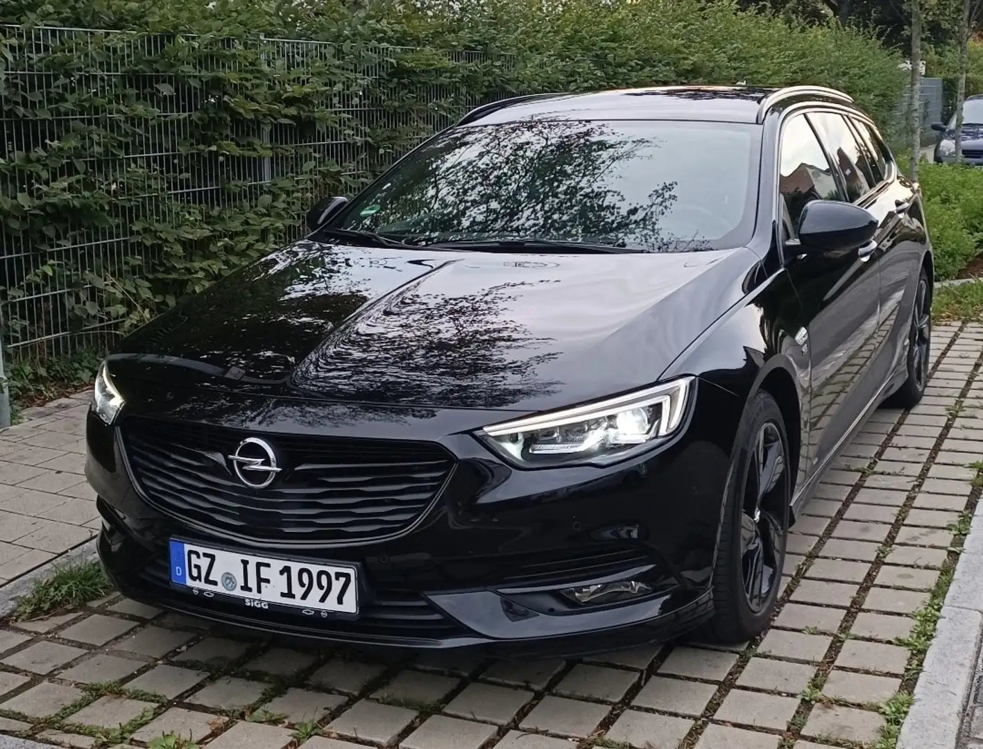 Opel Insignia Sports Tourer 2.0 BiTurbo Diesel 4x4 Aut Ultimate - 1