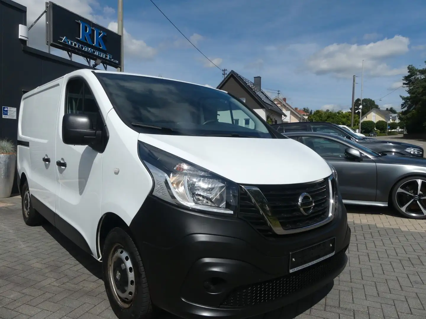 Nissan NV300 Kastenwagen L1H1 2,7t PRO Wit - 1