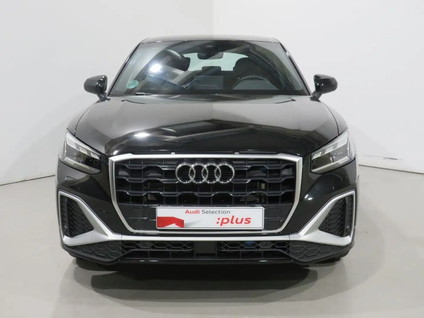 Audi Q2 35 TDI Adrenalin S tronic 110kW Negro - 2