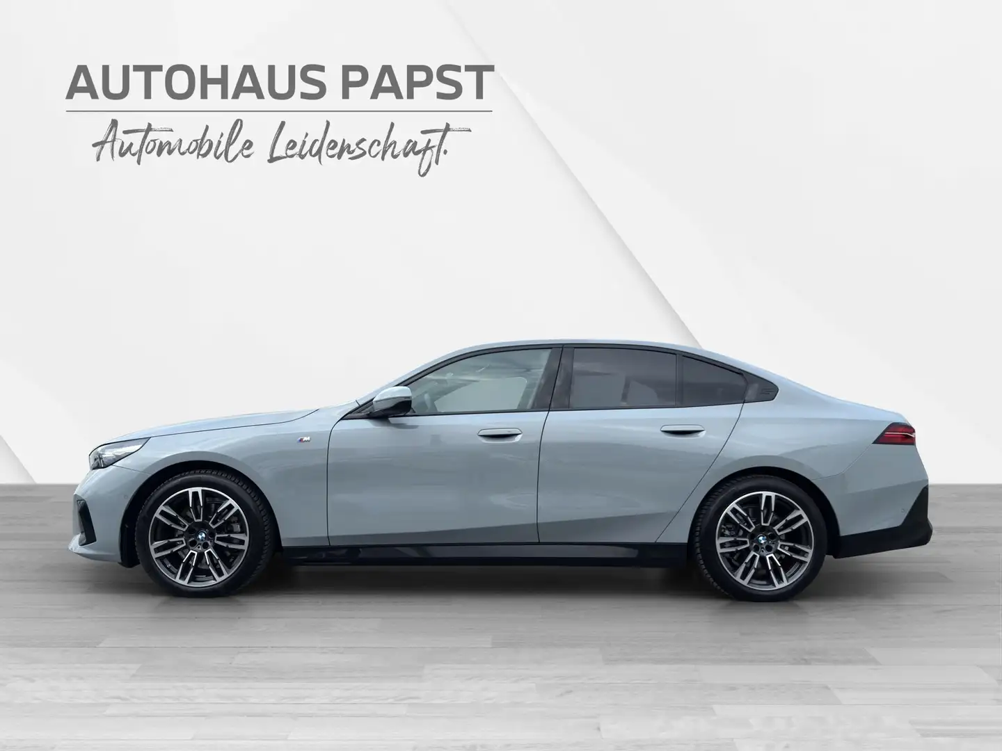 BMW 520 *** M-SPORT *** BROOKLYN GRAU MET. *** NP 88.200 Grau - 2