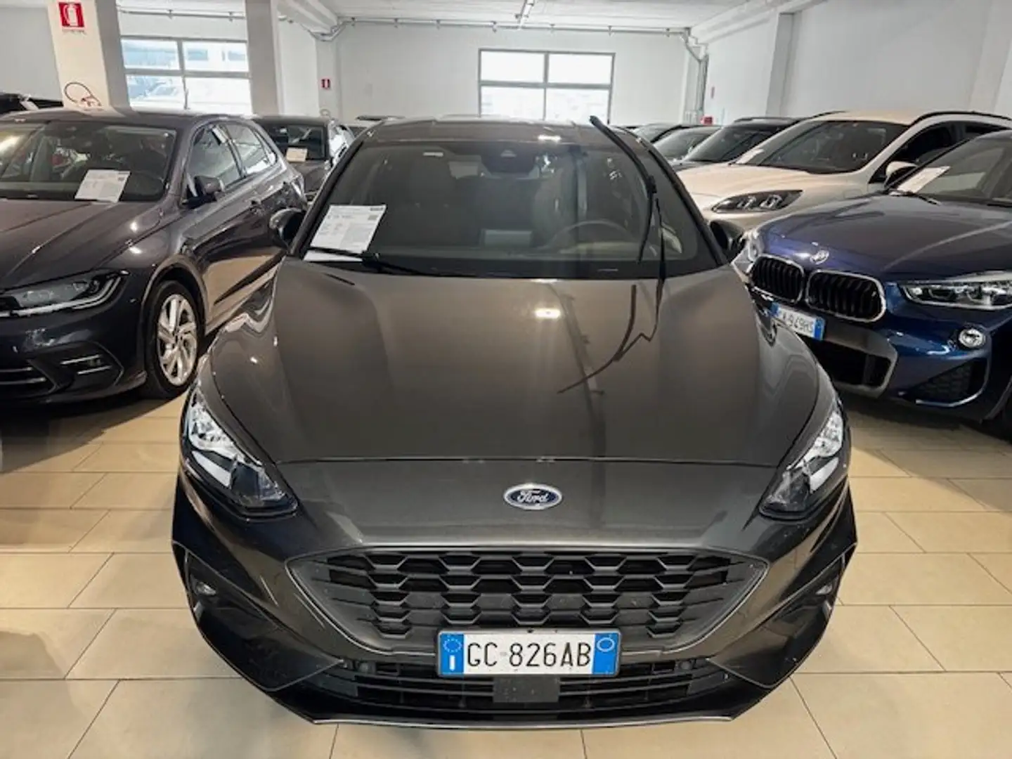 Ford Focus 1.0 ecoboost Hybrid ST-Line 125cv Argento - 2