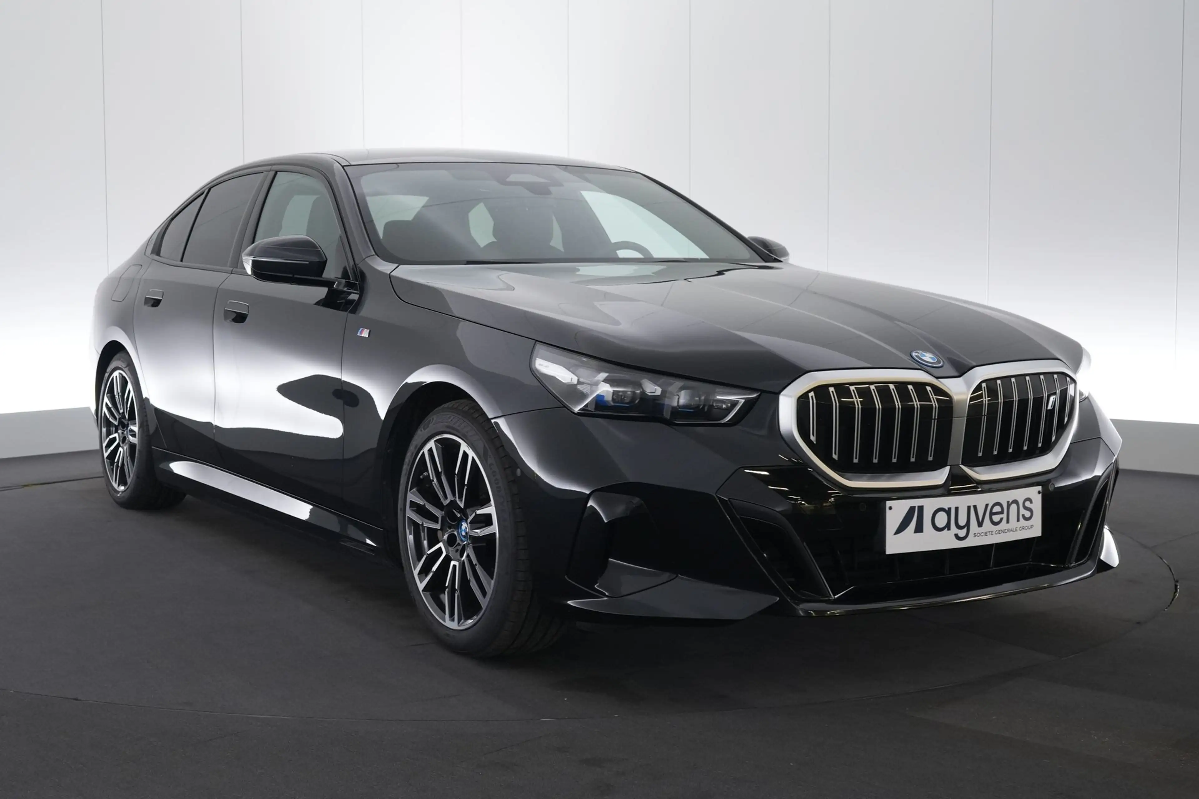BMW i5 eDrive40 M-Sport LEDER/CUIR LED GPS PDC CAM Verw. — photo 3