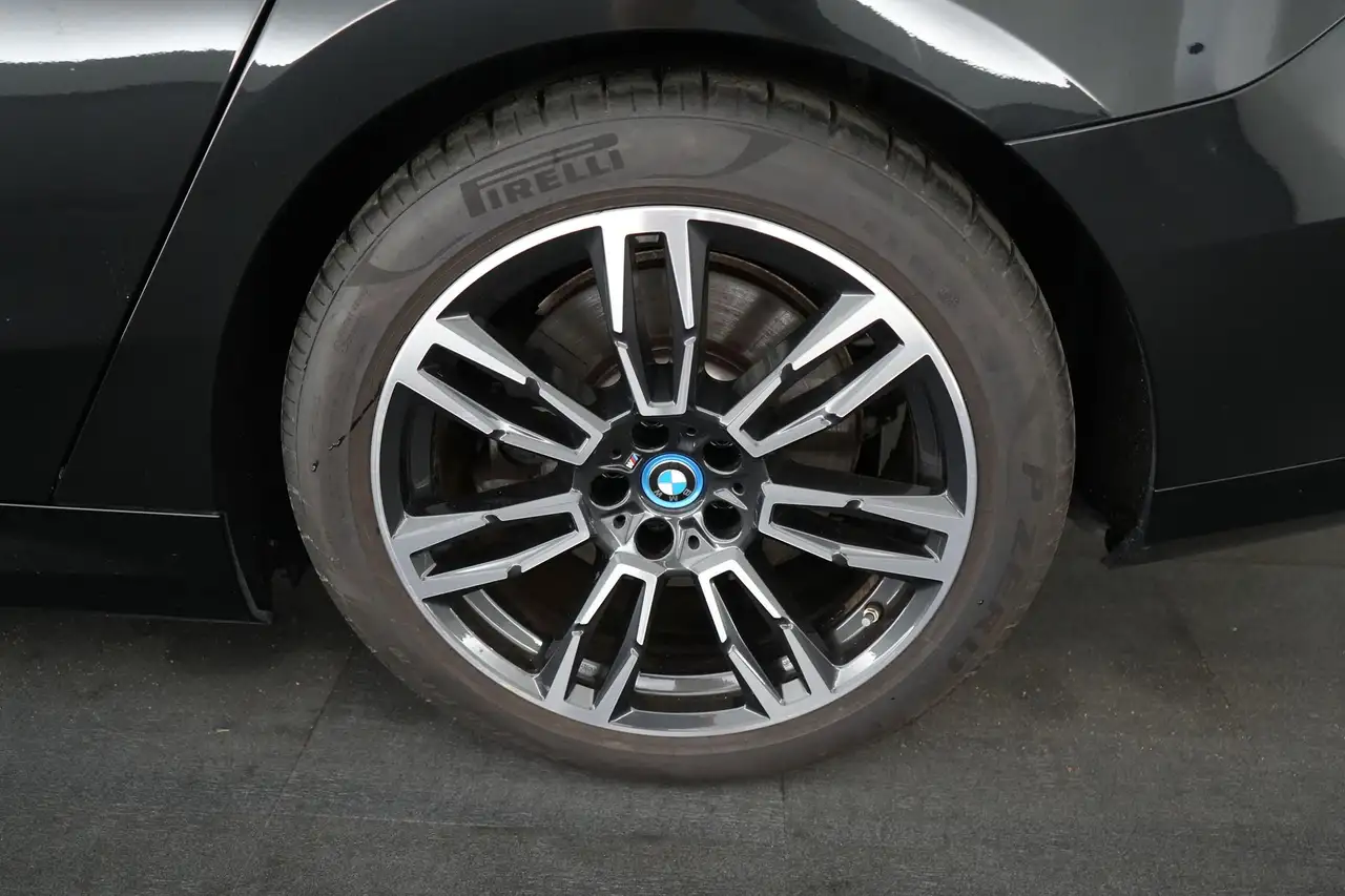 BMW i5 eDrive40 M-Sport LEDER/CUIR LED GPS PDC CAM Verw., миниатюра 19