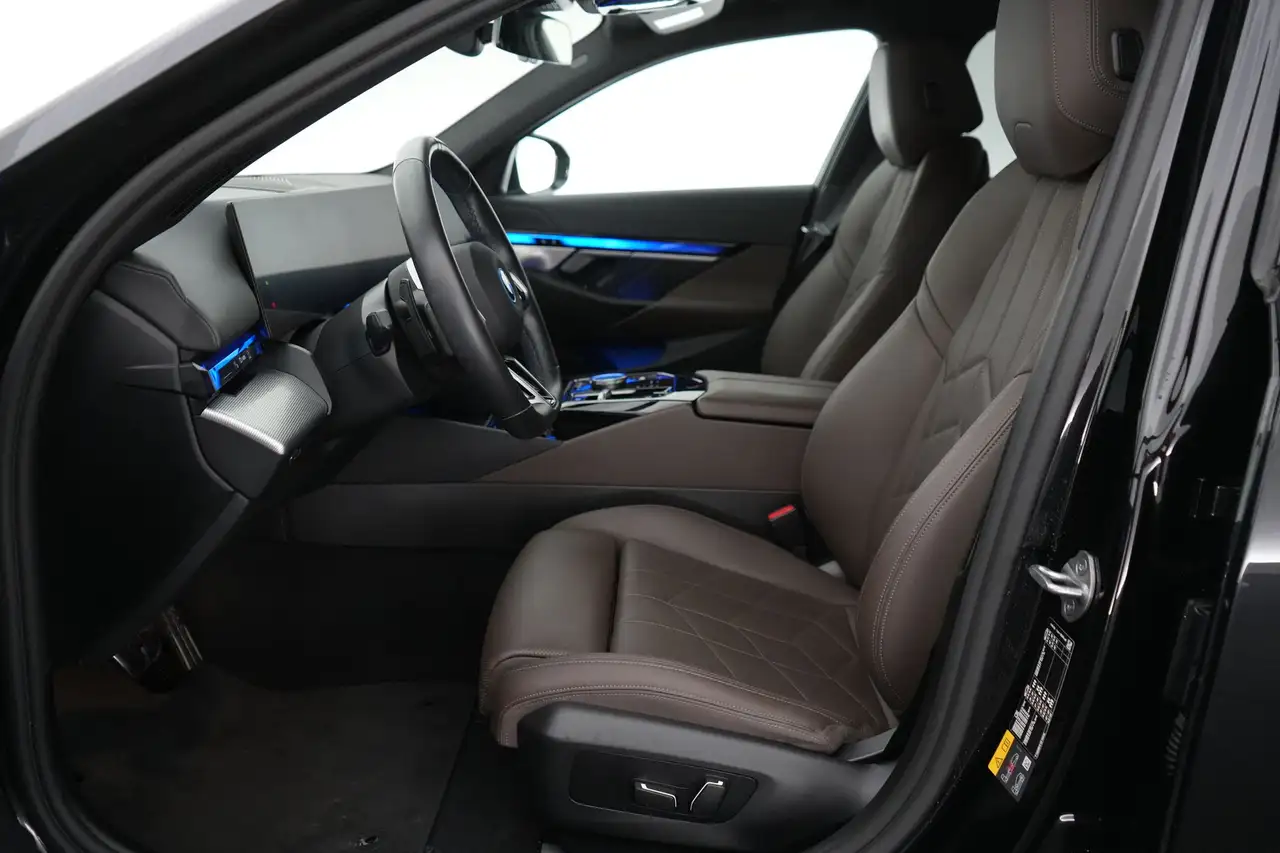 BMW i5 eDrive40 M-Sport LEDER/CUIR LED GPS PDC CAM Verw., миниатюра 17