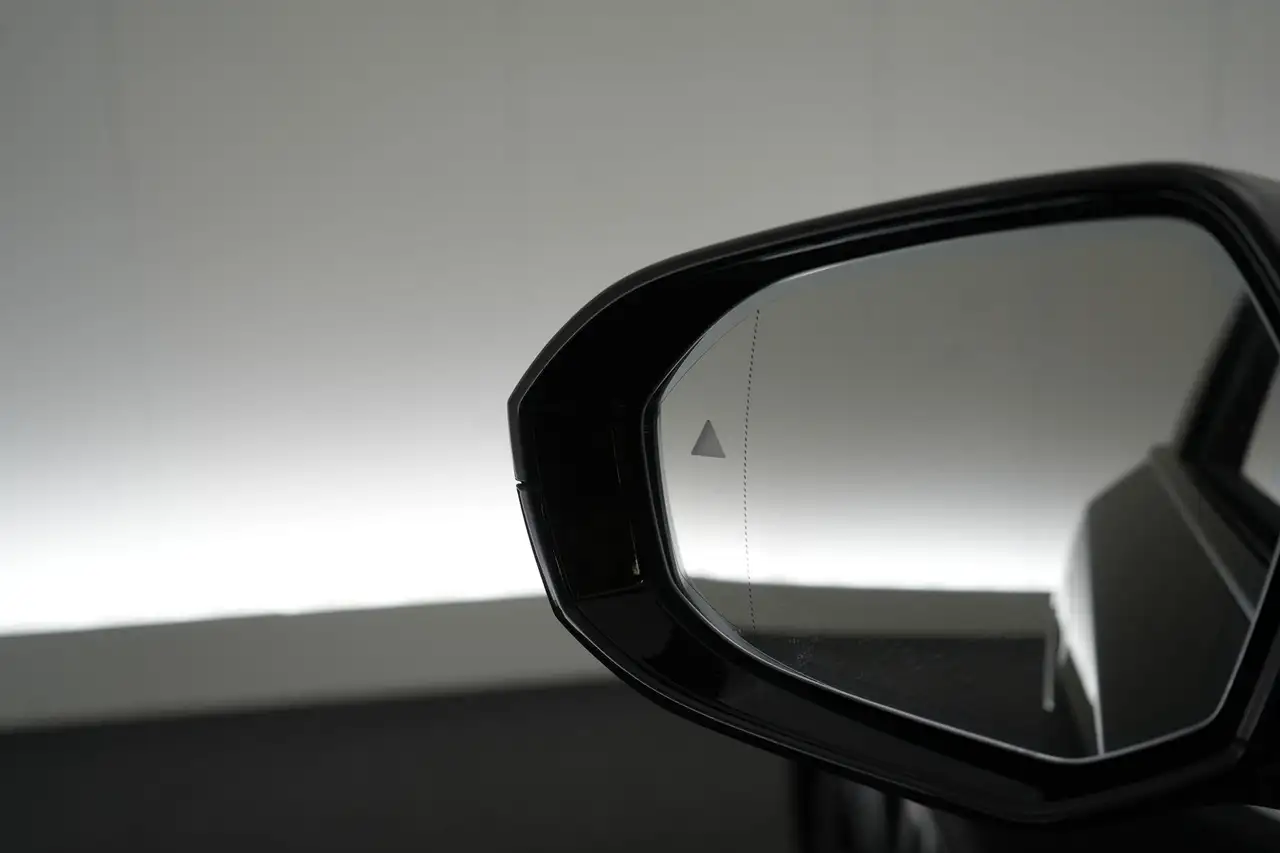 BMW i5 eDrive40 M-Sport LEDER/CUIR LED GPS PDC CAM Verw., миниатюра 29