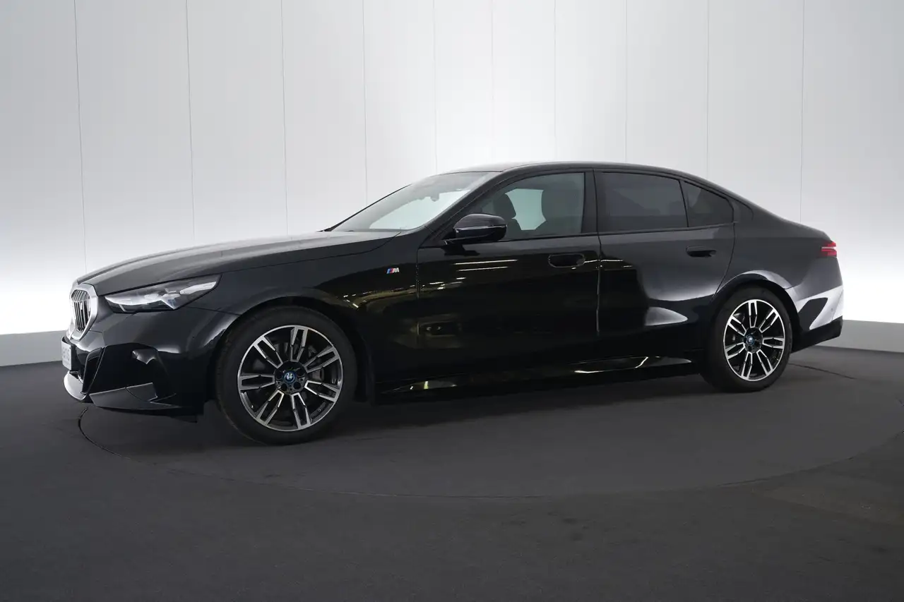 BMW i5 eDrive40 M-Sport LEDER/CUIR LED GPS PDC CAM Verw., миниатюра 12