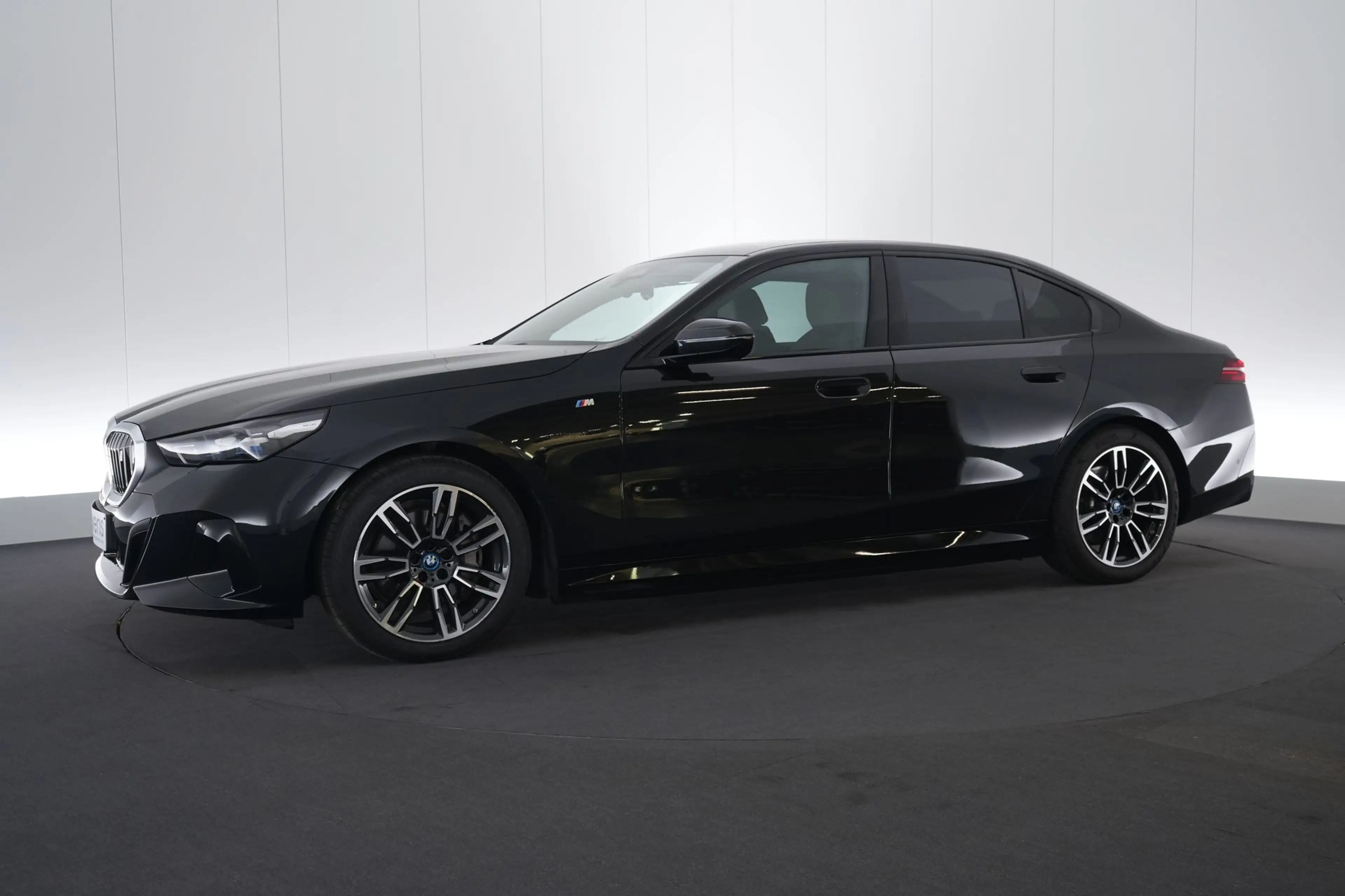 BMW i5 eDrive40 M-Sport LEDER/CUIR LED GPS PDC CAM Verw. — photo 12