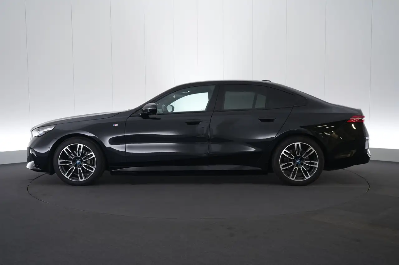 BMW i5 eDrive40 M-Sport LEDER/CUIR LED GPS PDC CAM Verw., миниатюра 11