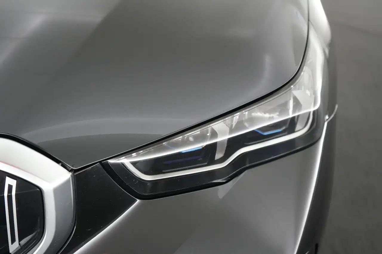 BMW i5 eDrive40 M-Sport LEDER/CUIR LED GPS PDC CAM Verw., миниатюра 18