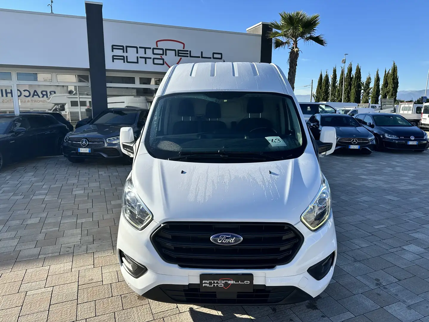Ford Transit Custom 300 PL-TA L2 H2 TDCi 130CV FURGONE Weiß - 2