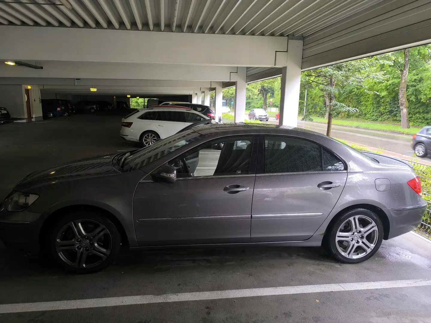 Honda Legend 3.5 V6 SH-AWD - 2