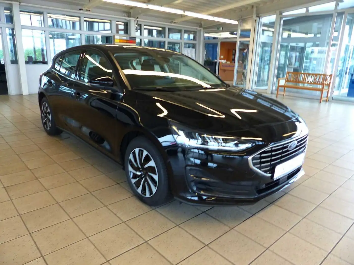 Ford Focus 1.0 EcoBoost Hybrid TITANIUM AHK,iACC,LED Noir - 2