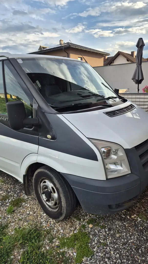 Ford Transit 2.2L Kasten 260K Weiß - 1