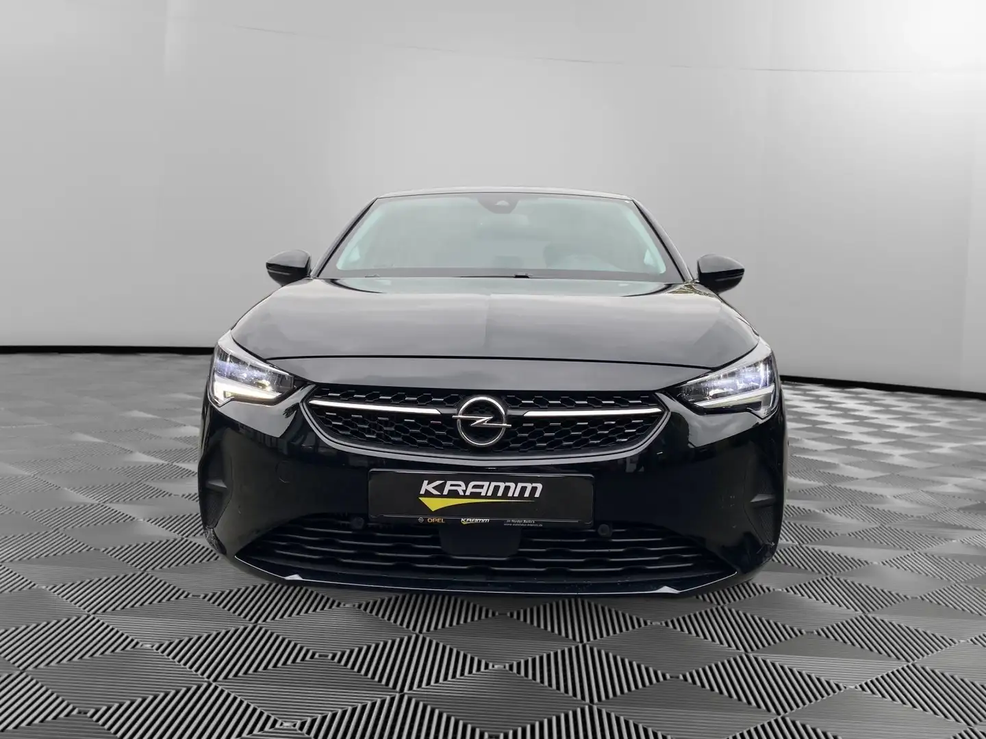 Opel Corsa Elegance 1.2 Kamera+Sitzheizung Zwart - 2