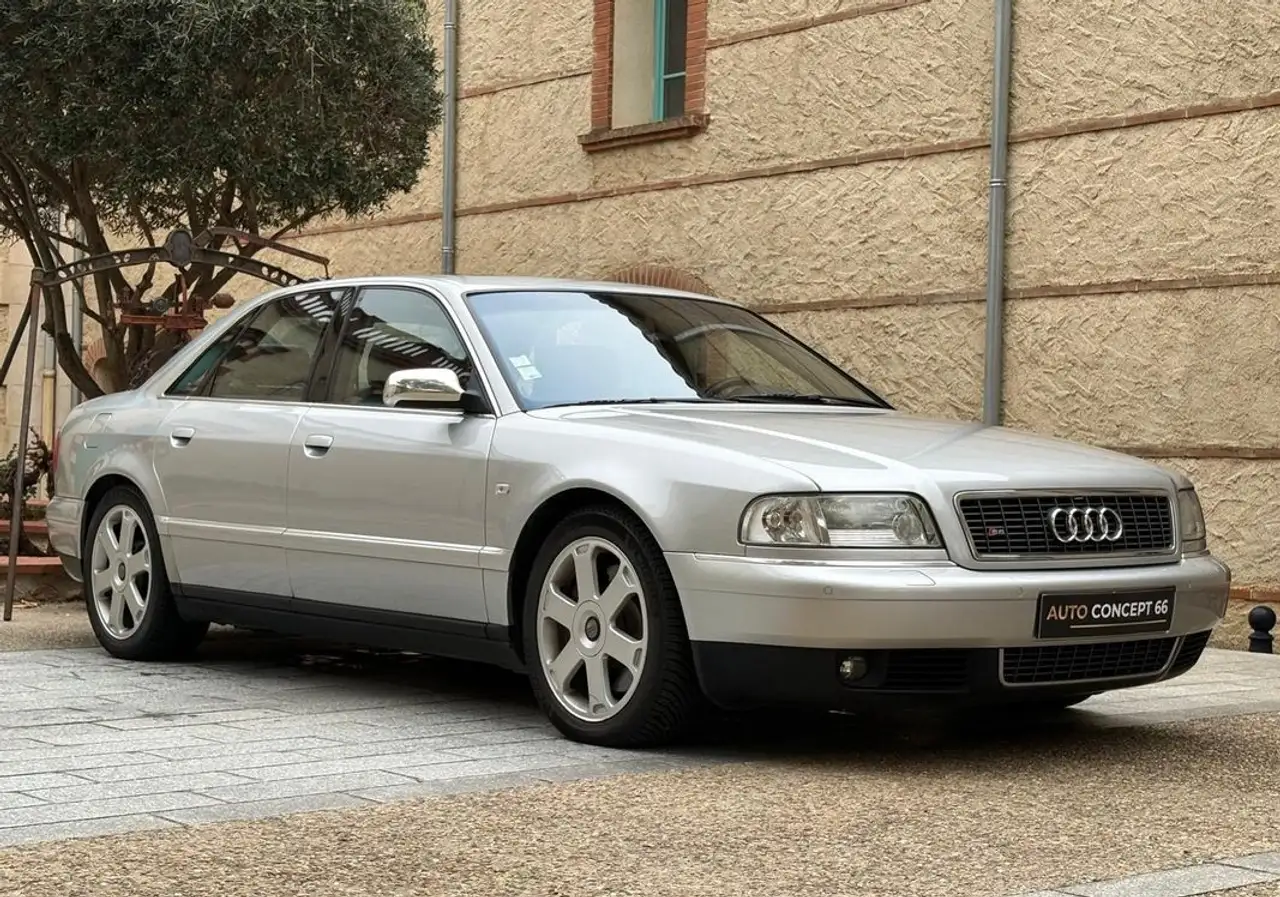 Audi S8