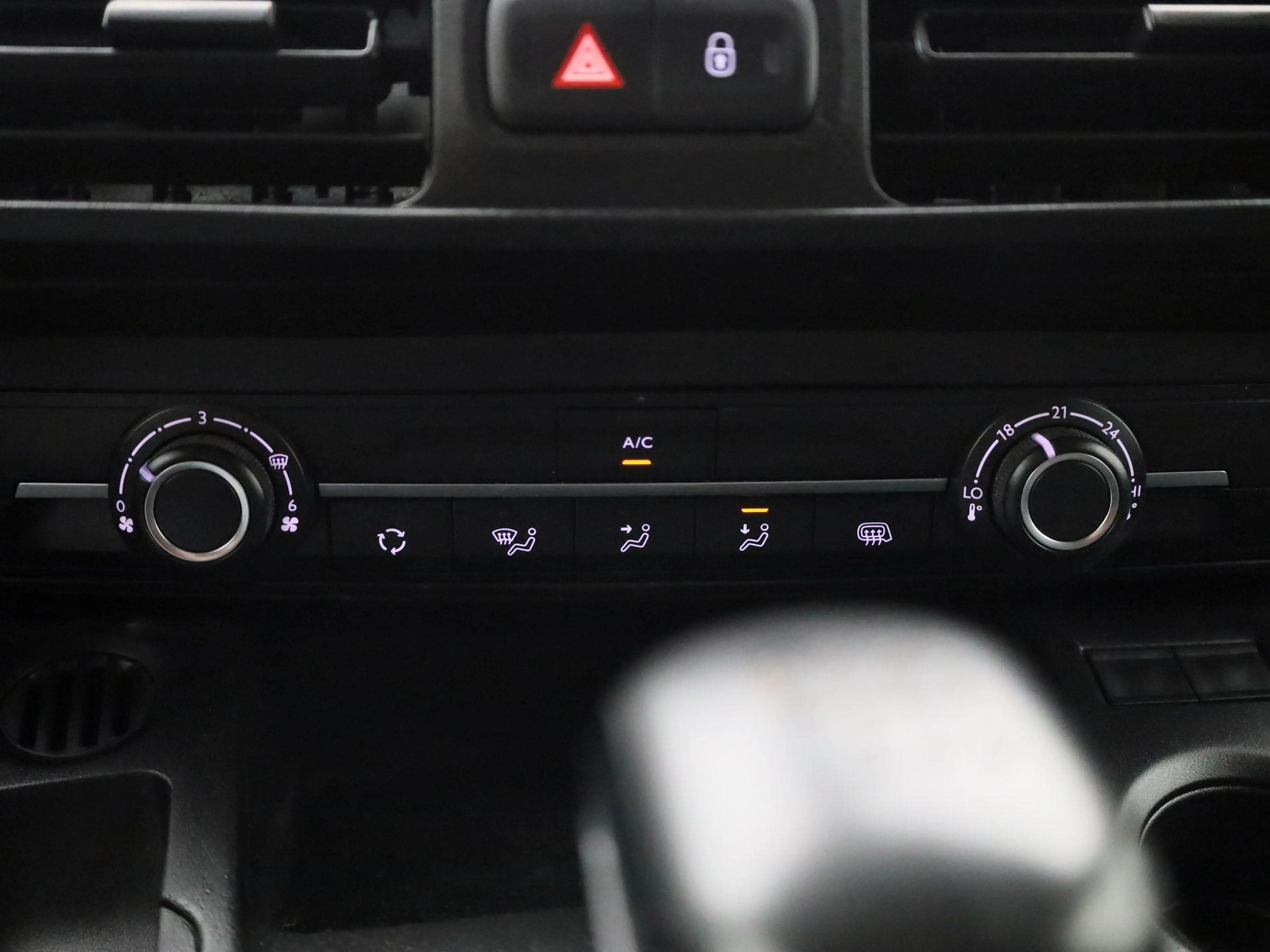 Peugeot Partner 1.5 BlueHDi L1 Light 75kW | PDC A | Bluetooth | Cr — photo 12