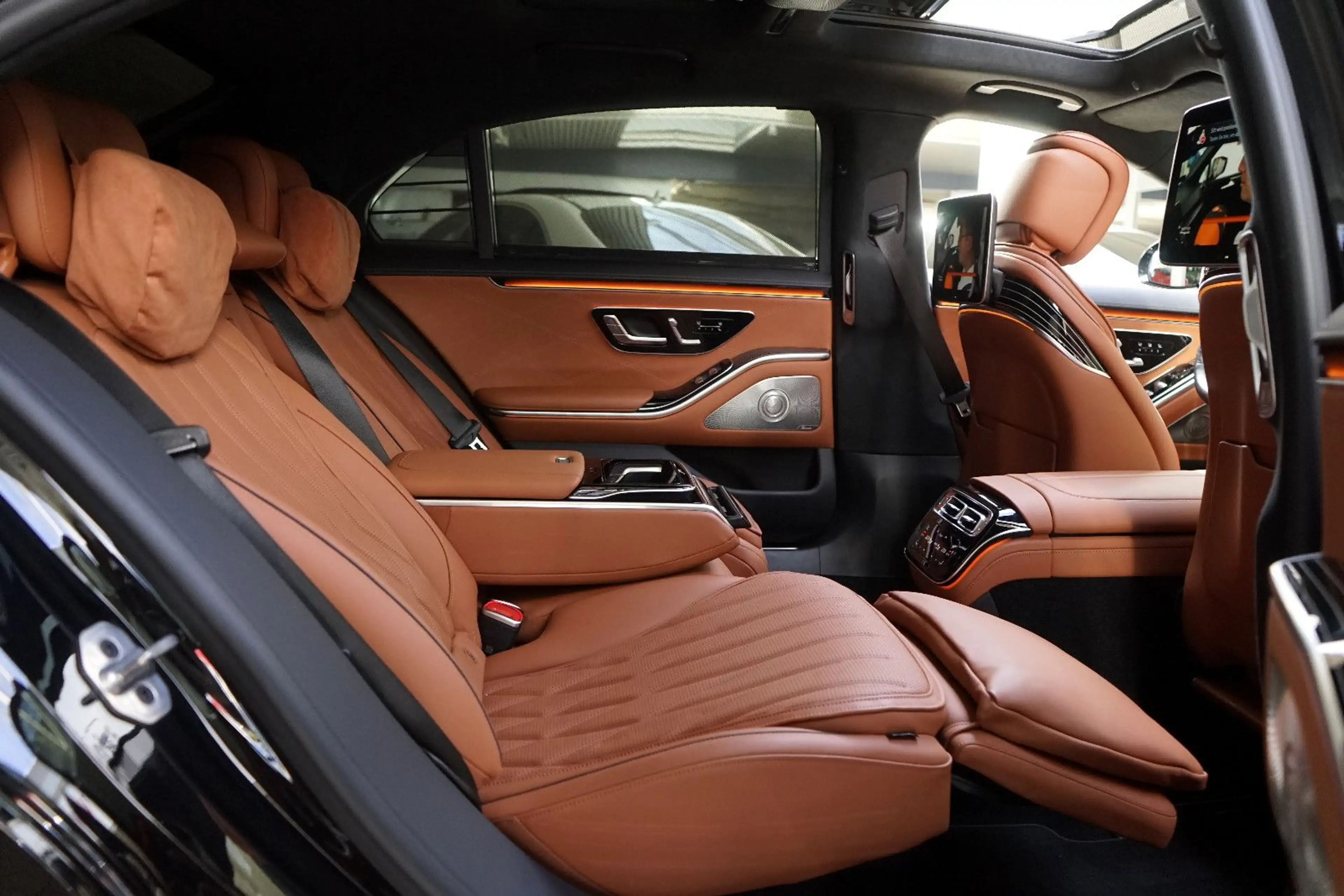 Mercedes-Benz S 63 AMG e Lang*Designo*3xTV*ACC*4x Massage*Pano* — photo 4