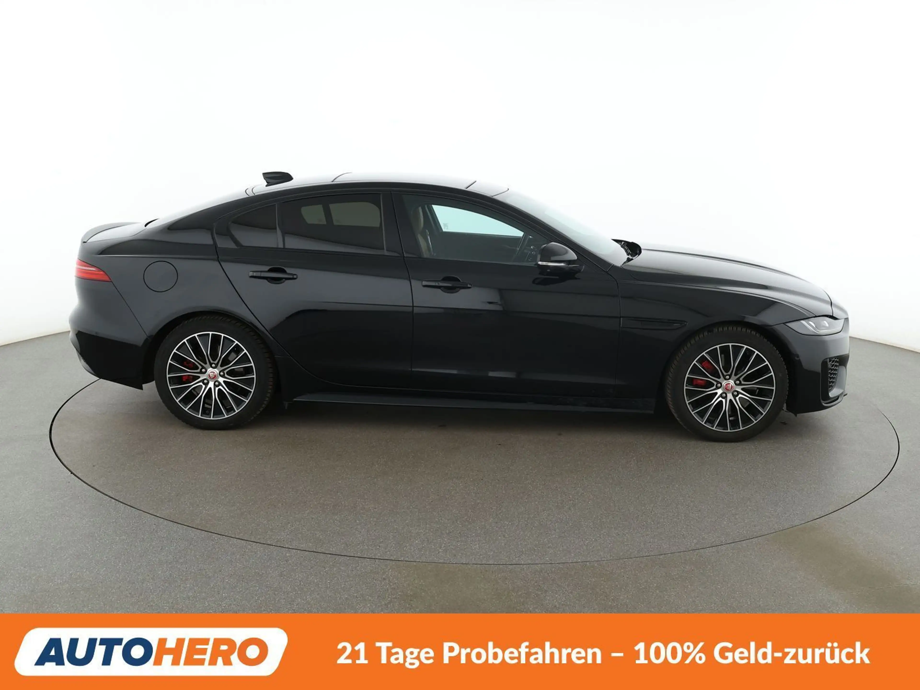 Jaguar XE 25t R-Dynamic SE Aut.*NAVI*360CAM*ACC*LED* — photo 7