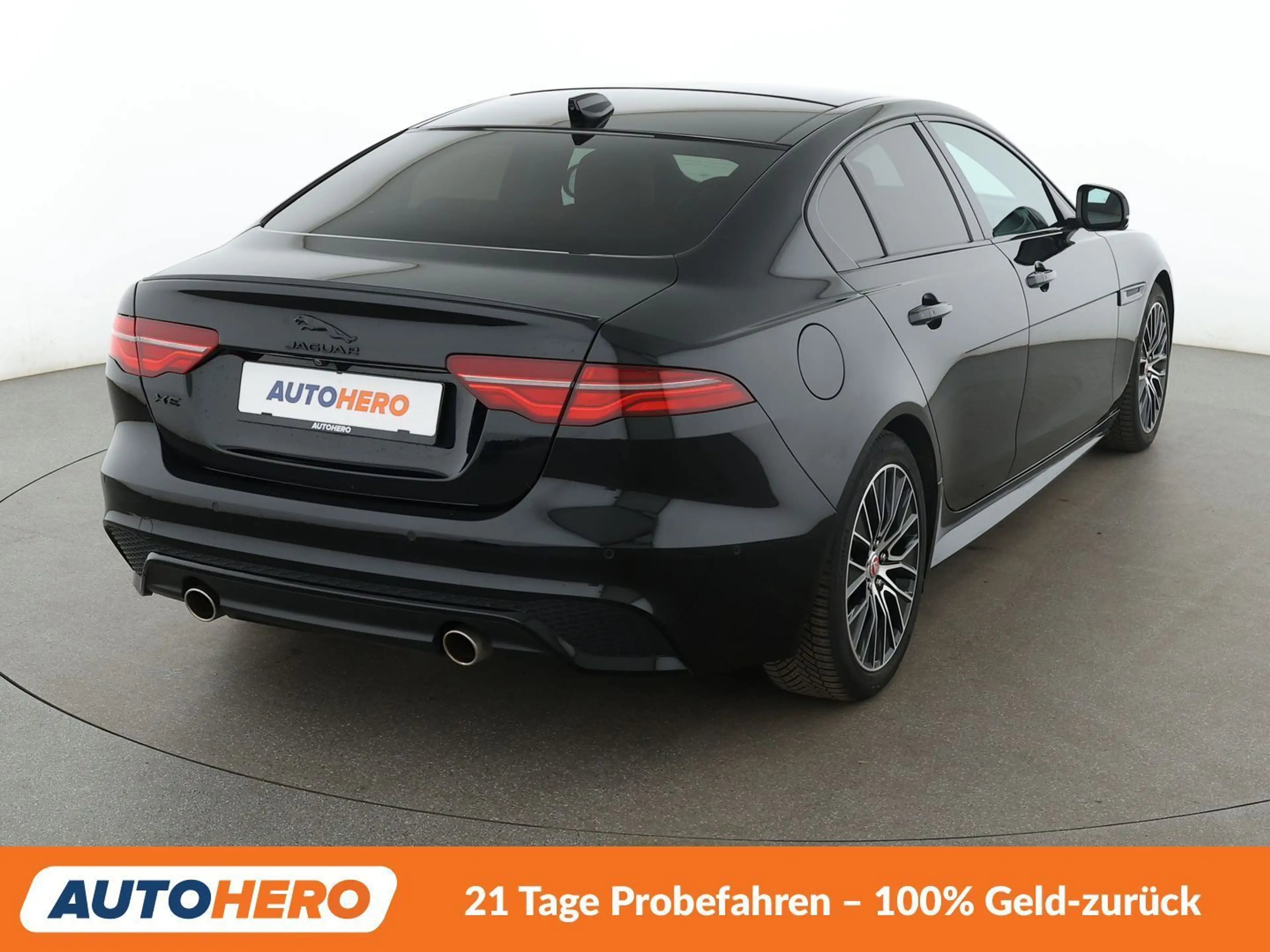 Jaguar XE 25t R-Dynamic SE Aut.*NAVI*360CAM*ACC*LED* — photo 6
