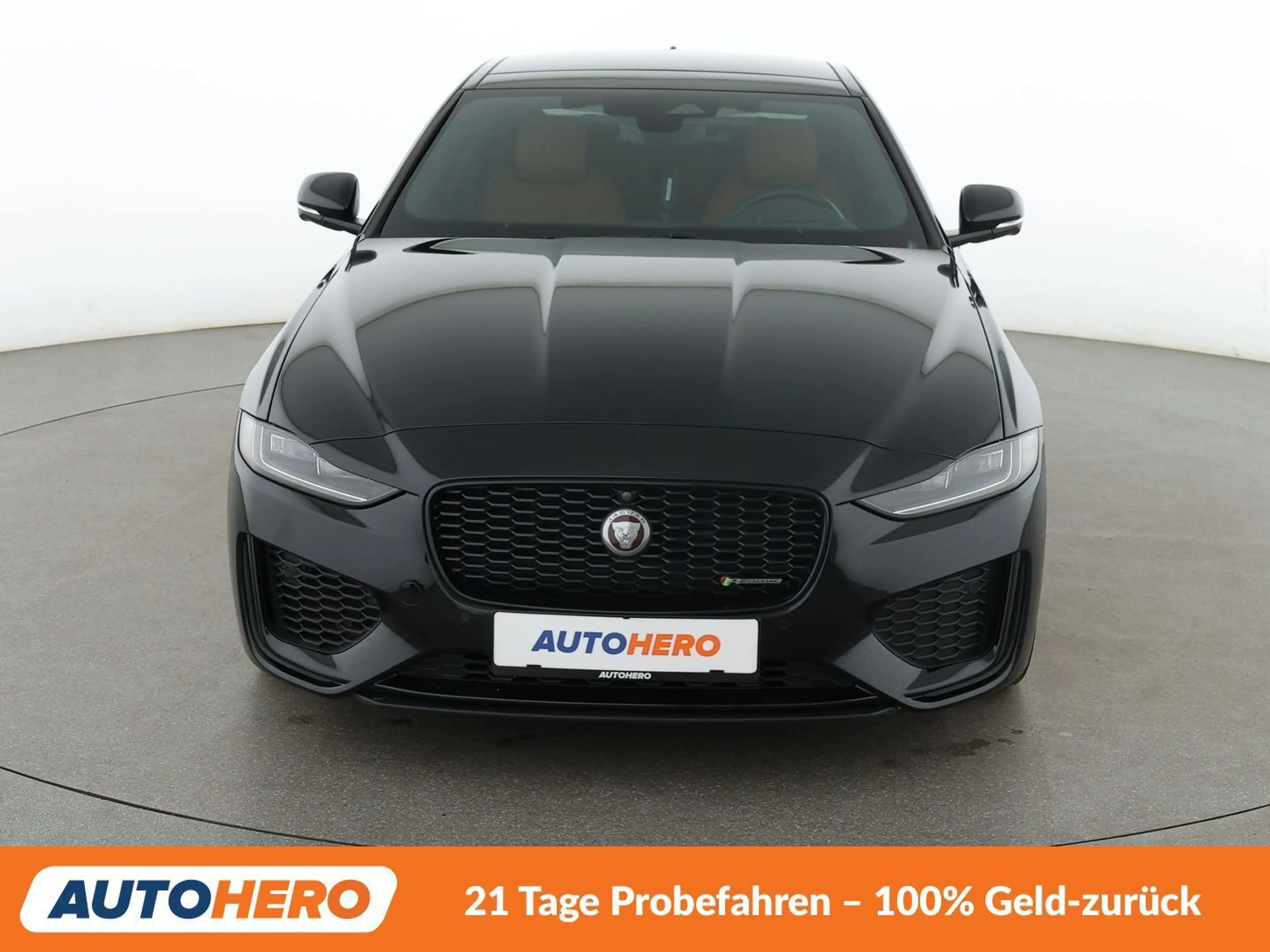 Jaguar XE 25t R-Dynamic SE Aut.*NAVI*360CAM*ACC*LED* — photo 9
