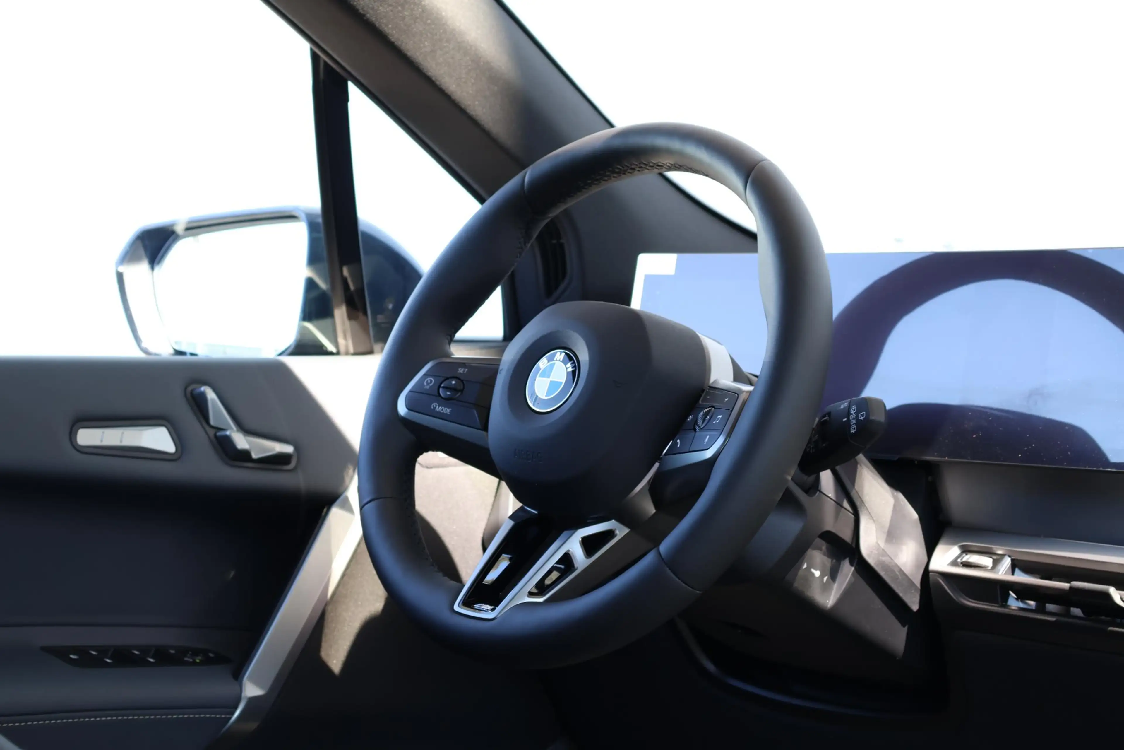 BMW iX xDrive60 | M Sportpakket Pro | Comfort Pack | Inno — photo 11