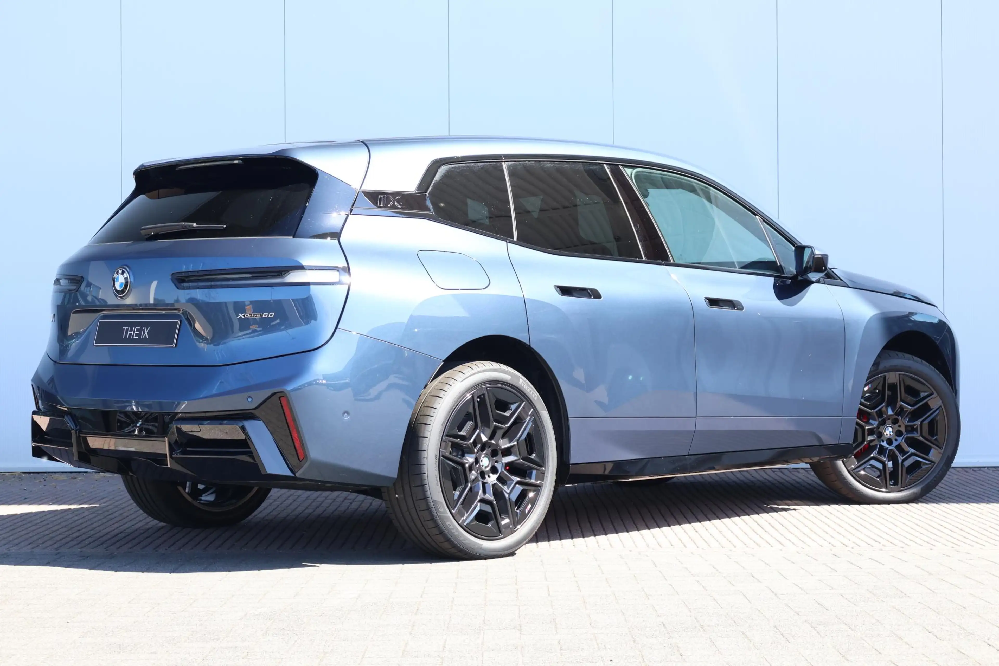BMW iX xDrive60 | M Sportpakket Pro | Comfort Pack | Inno — photo 7