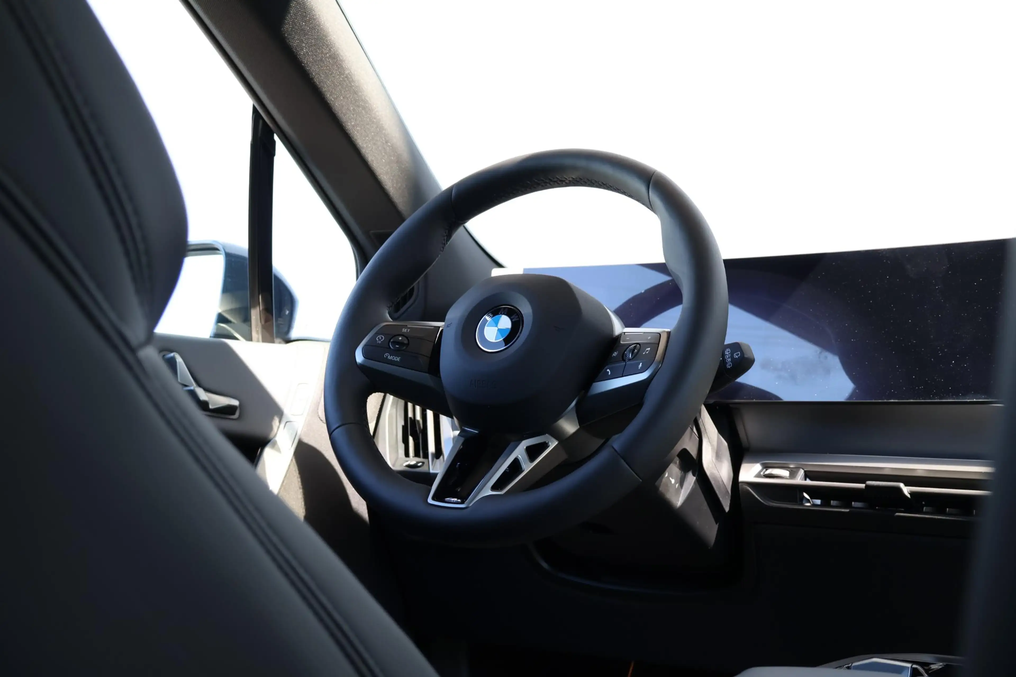 BMW iX xDrive60 | M Sportpakket Pro | Comfort Pack | Inno — photo 13