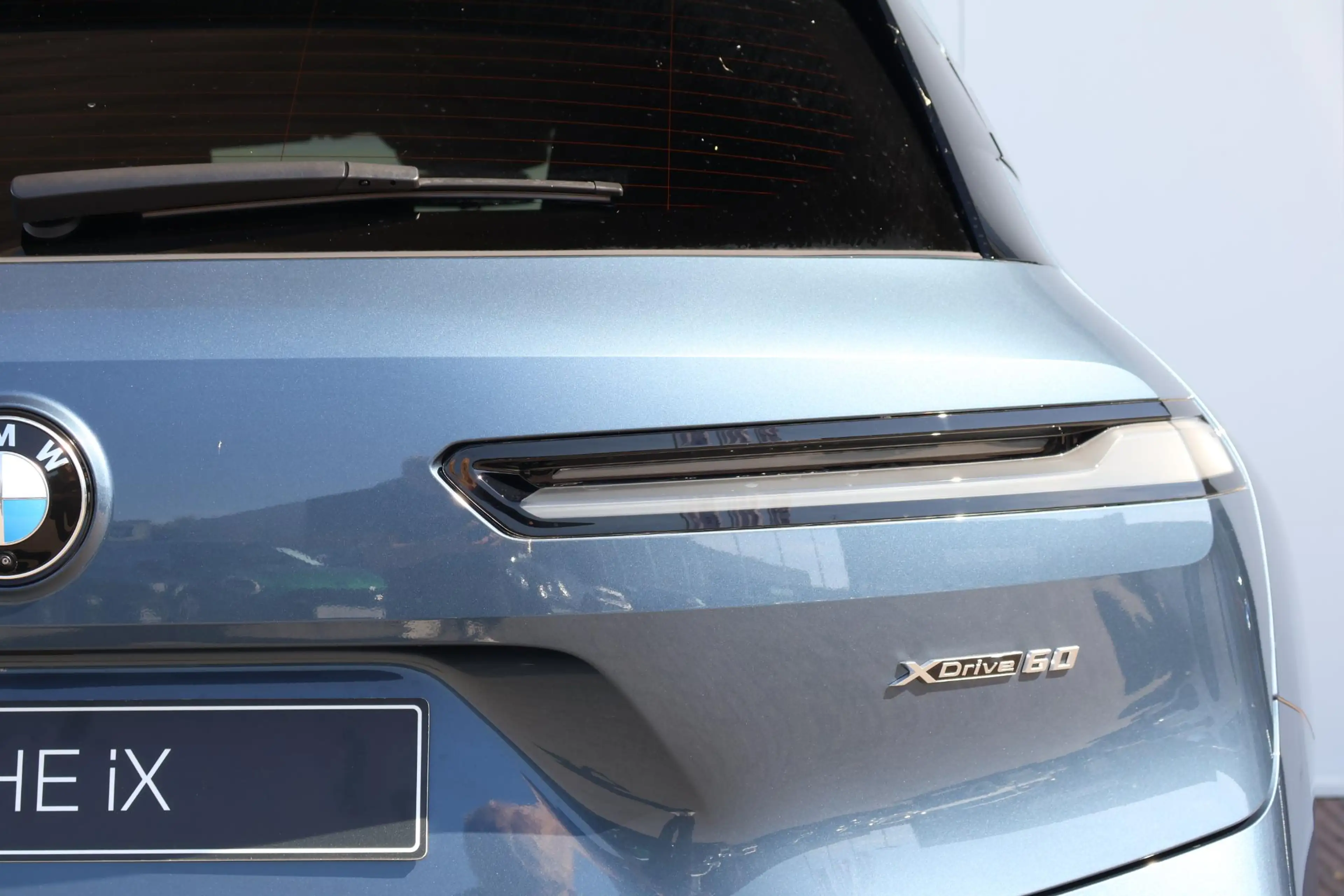BMW iX xDrive60 | M Sportpakket Pro | Comfort Pack | Inno — photo 9
