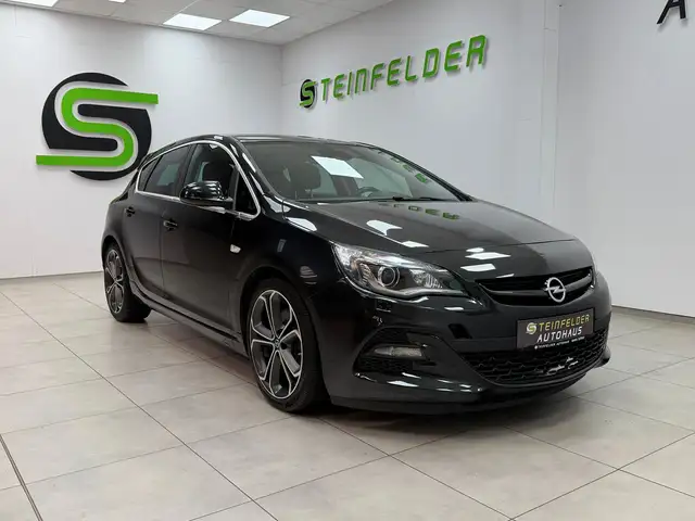 Opel Astra main image