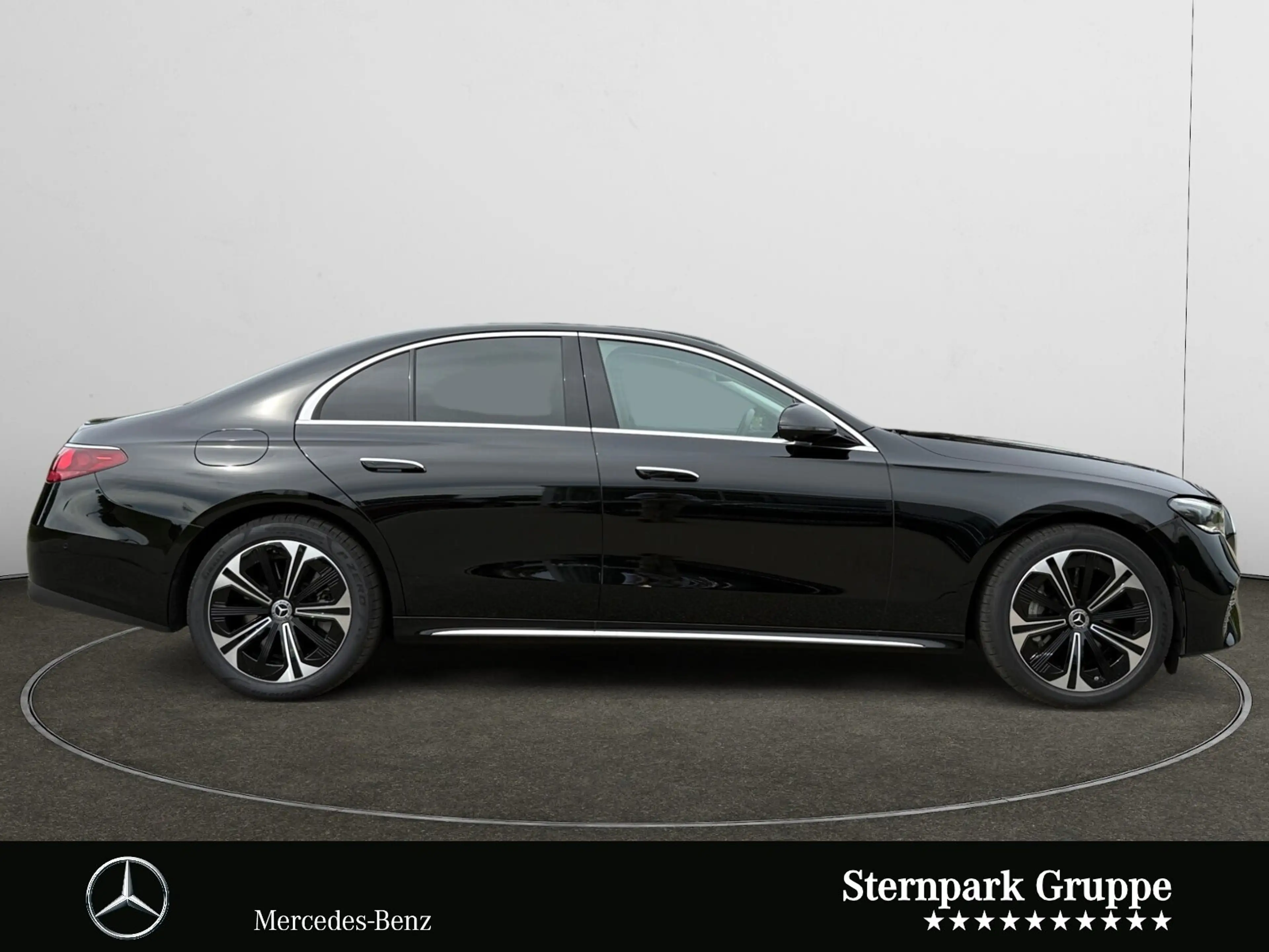 Mercedes-Benz E 400 E 400 e 4M Exclusive +HuD+Bur4D+AHK+360°+Distro+ — photo 6