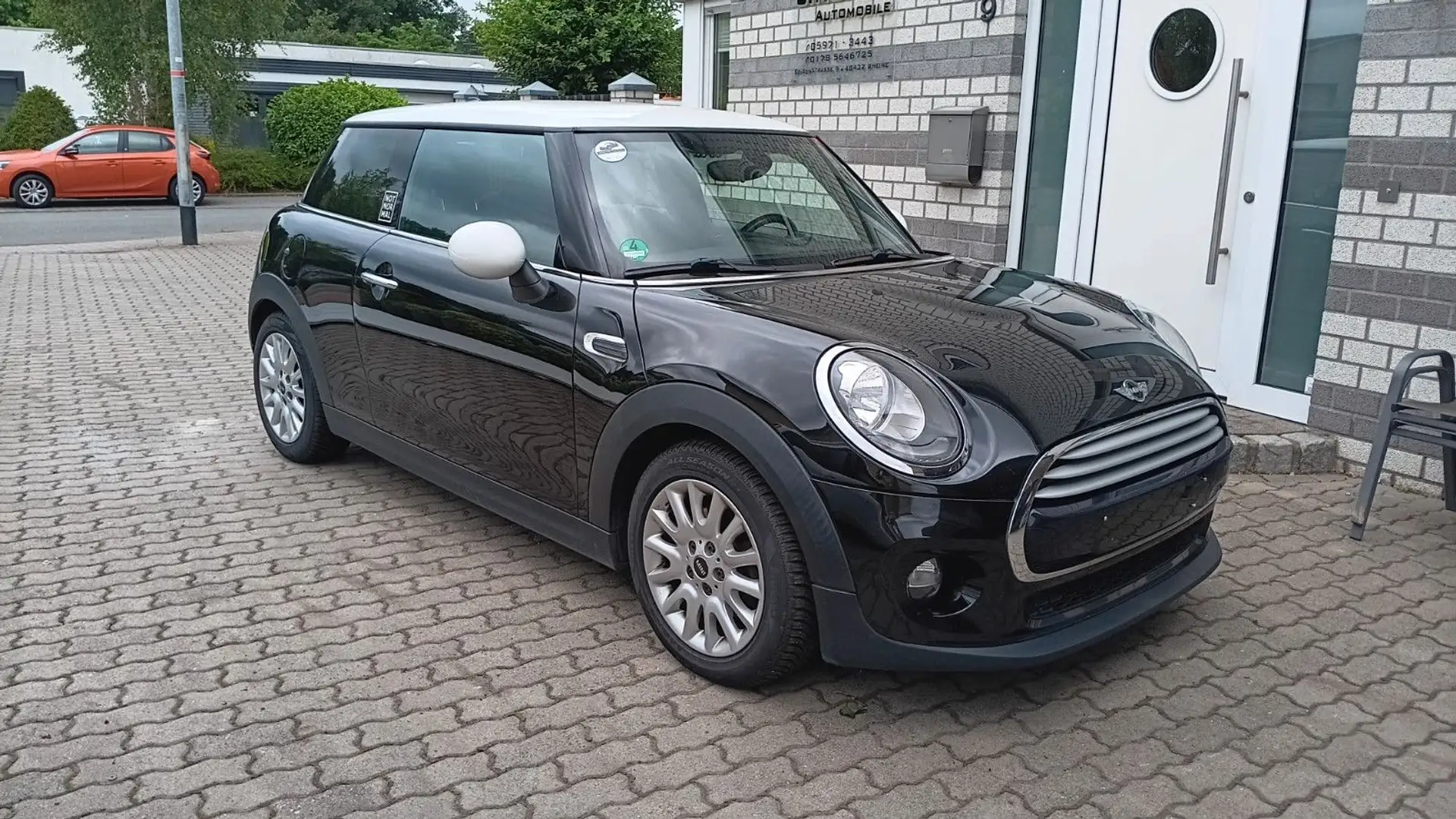 MINI Cooper Chilli/Klimaautom/Navigation/Teilleder Schwarz - 1