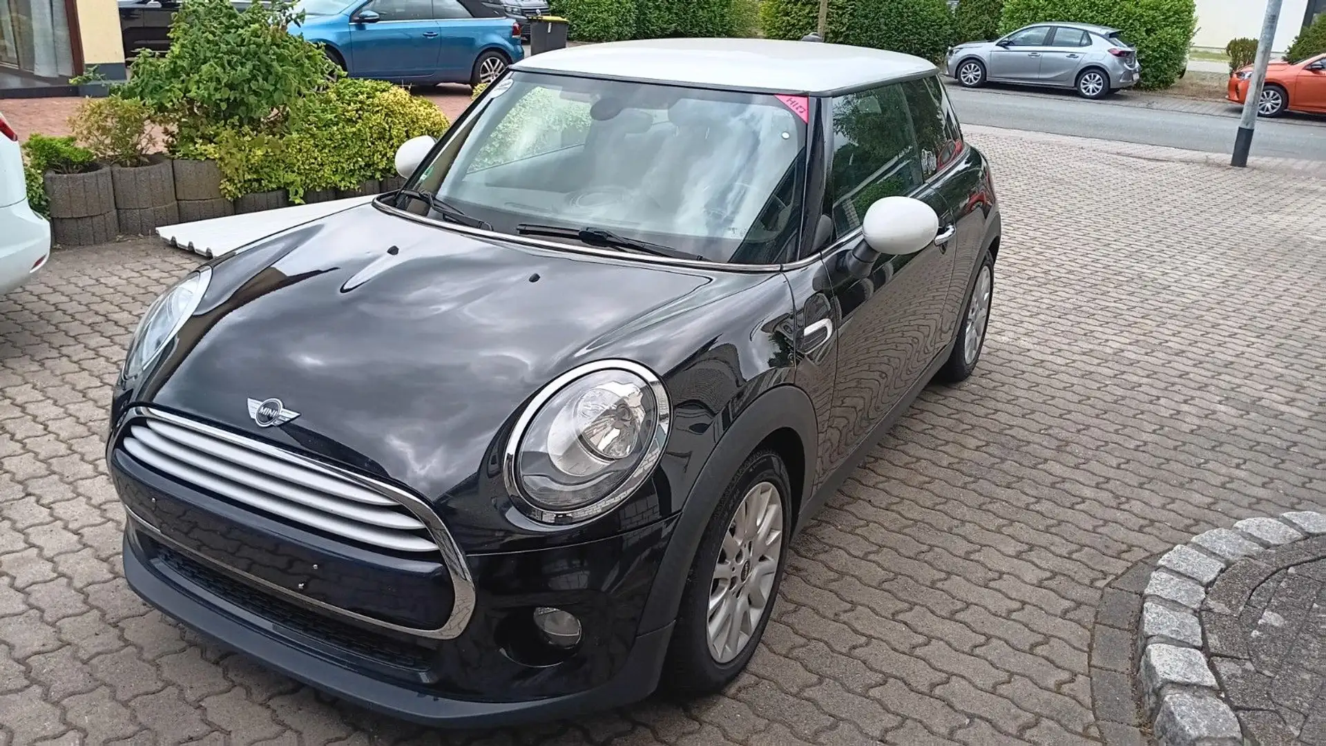 MINI Cooper Chilli/Klimaautom/Navigation/Teilleder Schwarz - 2