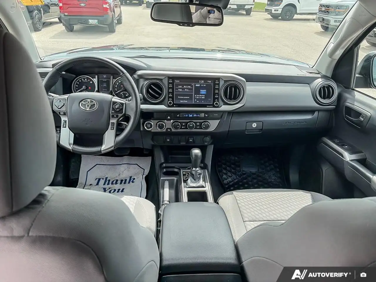 Toyota Tacoma снимка Toyota Tacoma