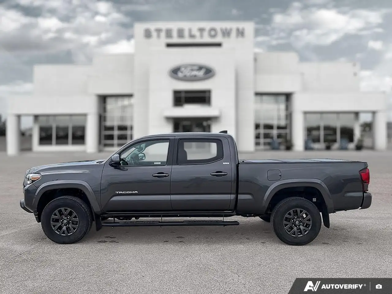 Toyota Tacoma снимка Toyota Tacoma