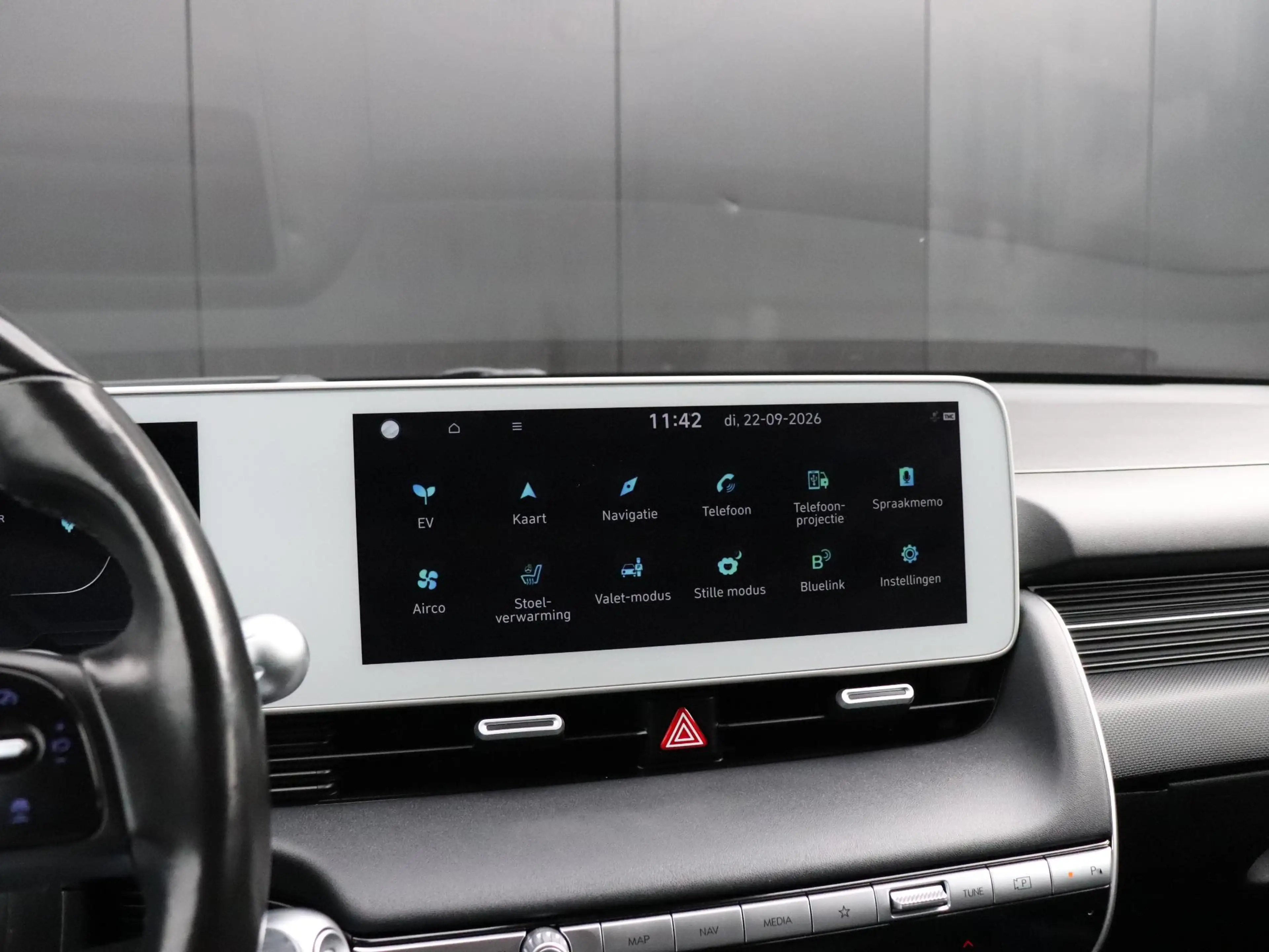 Hyundai IONIQ 5 Connect+ AWD 73kWh SOH 96.7% | LEDER | BOSE | CAME — photo 6