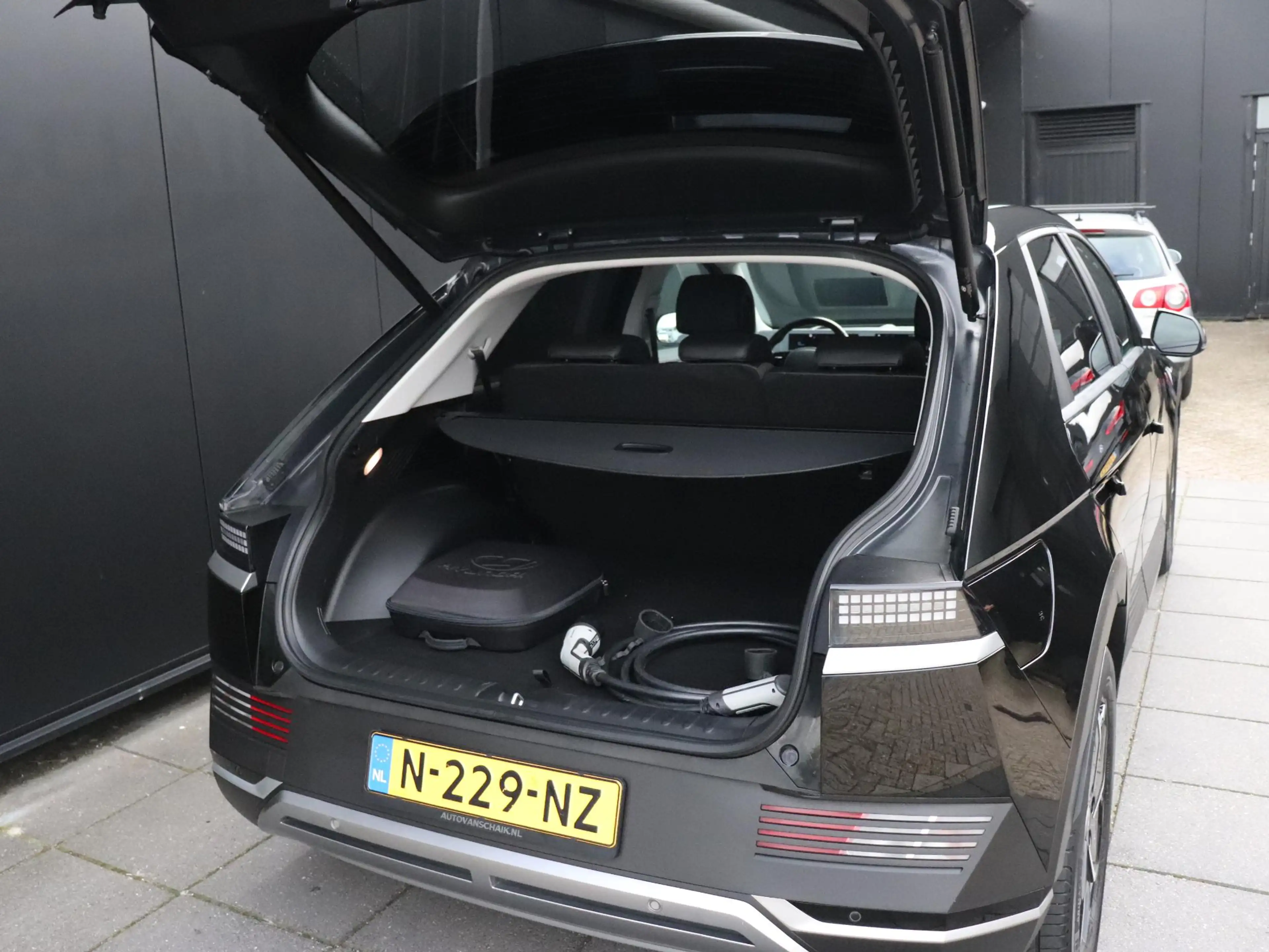 Hyundai IONIQ 5 Connect+ AWD 73kWh SOH 96.7% | LEDER | BOSE | CAME — photo 17