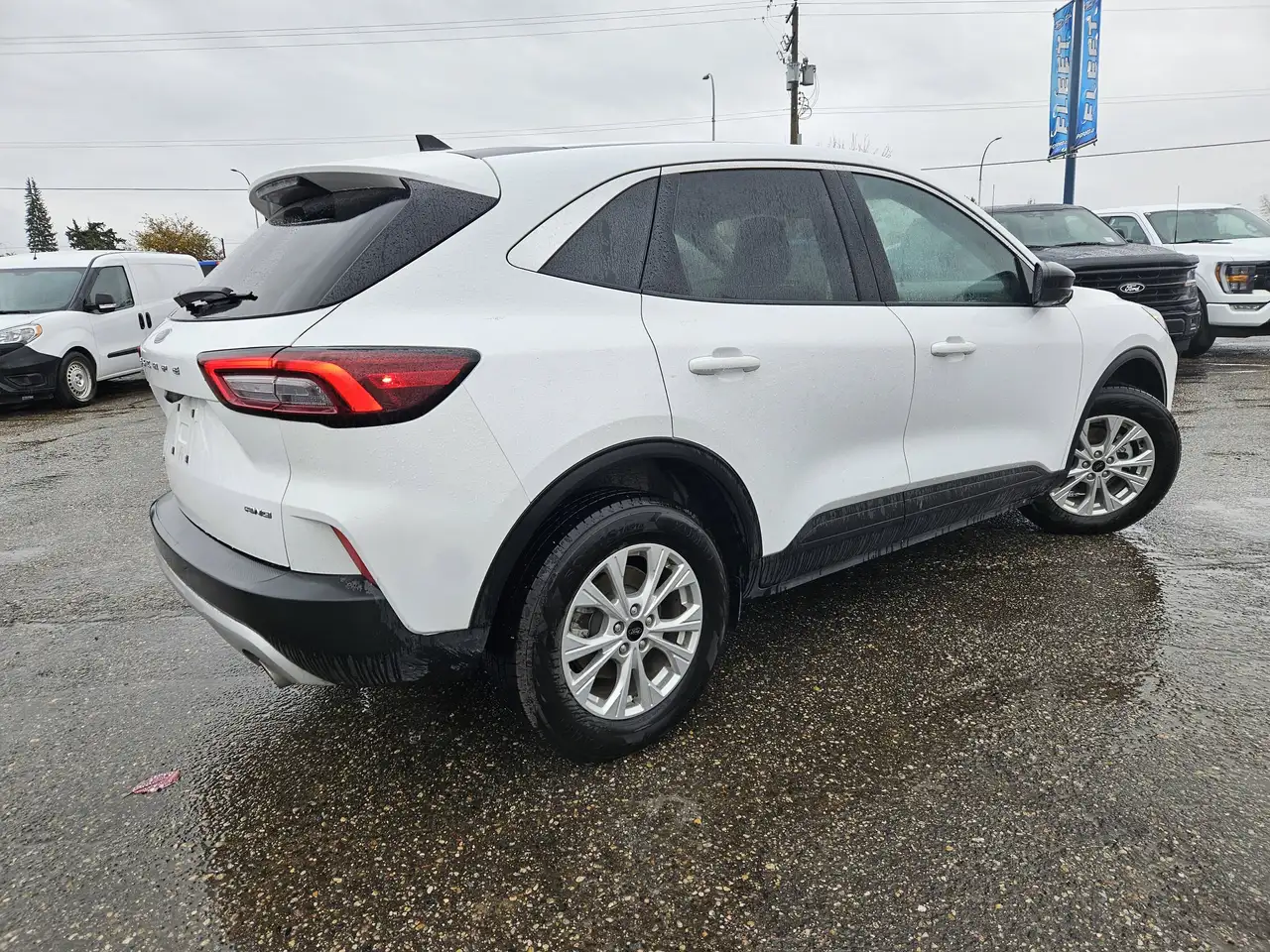 Ford Escape снимка Ford Escape