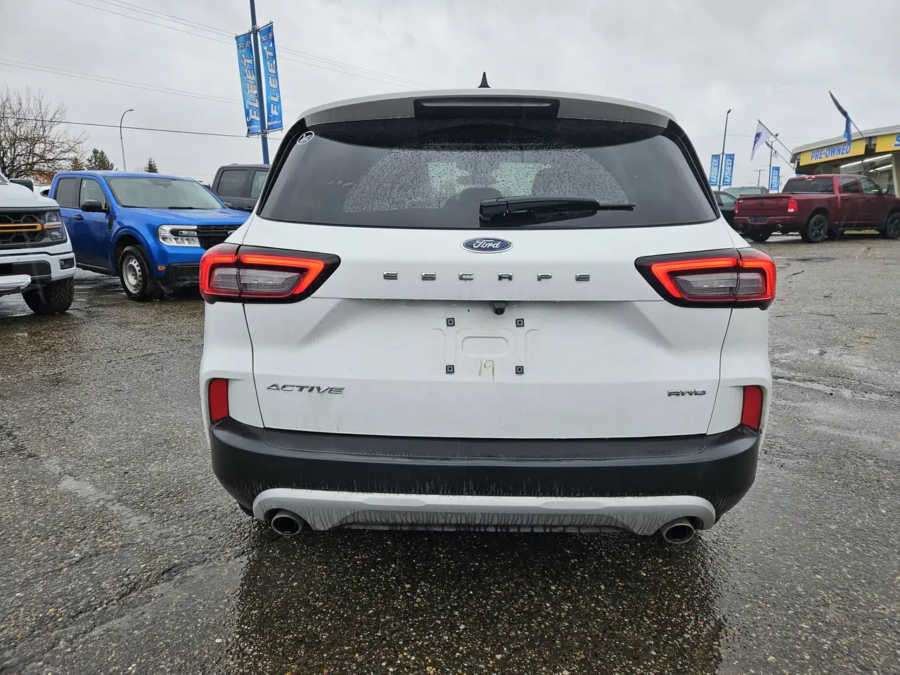 Ford Escape снимка Ford Escape