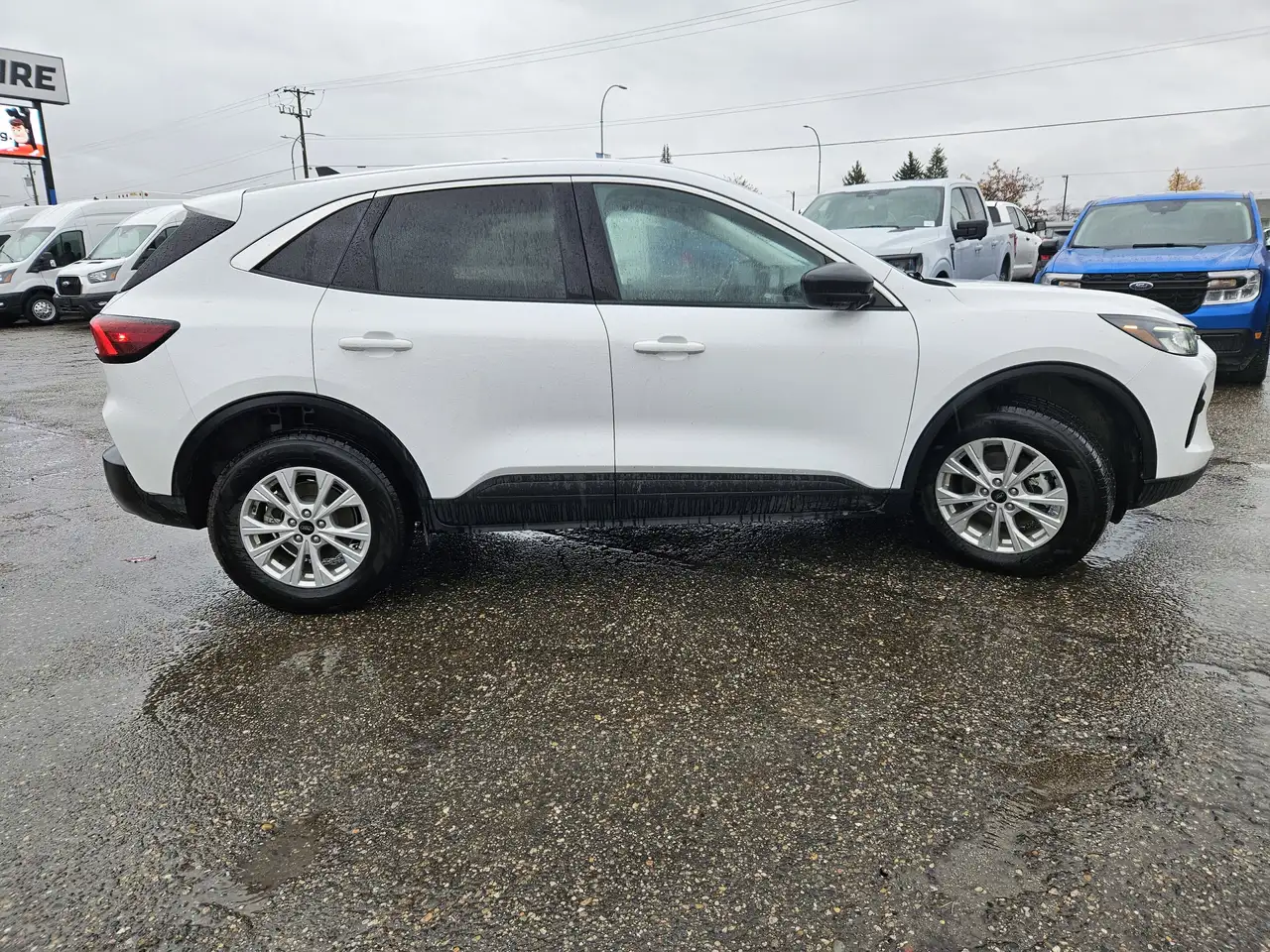 Ford Escape снимка Ford Escape