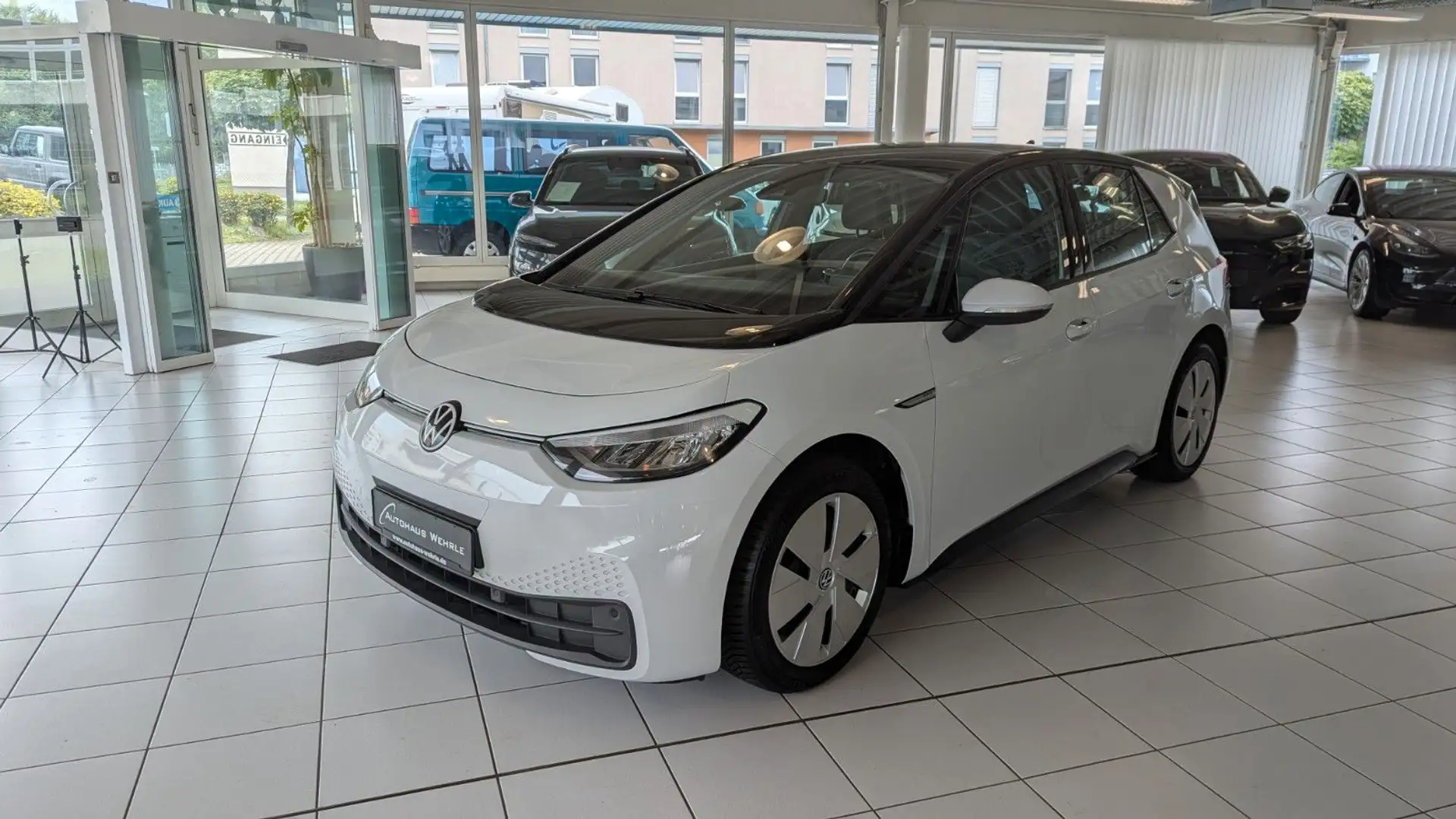 Volkswagen ID.3 Pro Performance 150 kW Life *PDC*ACC*LHZ`* Weiß - 1