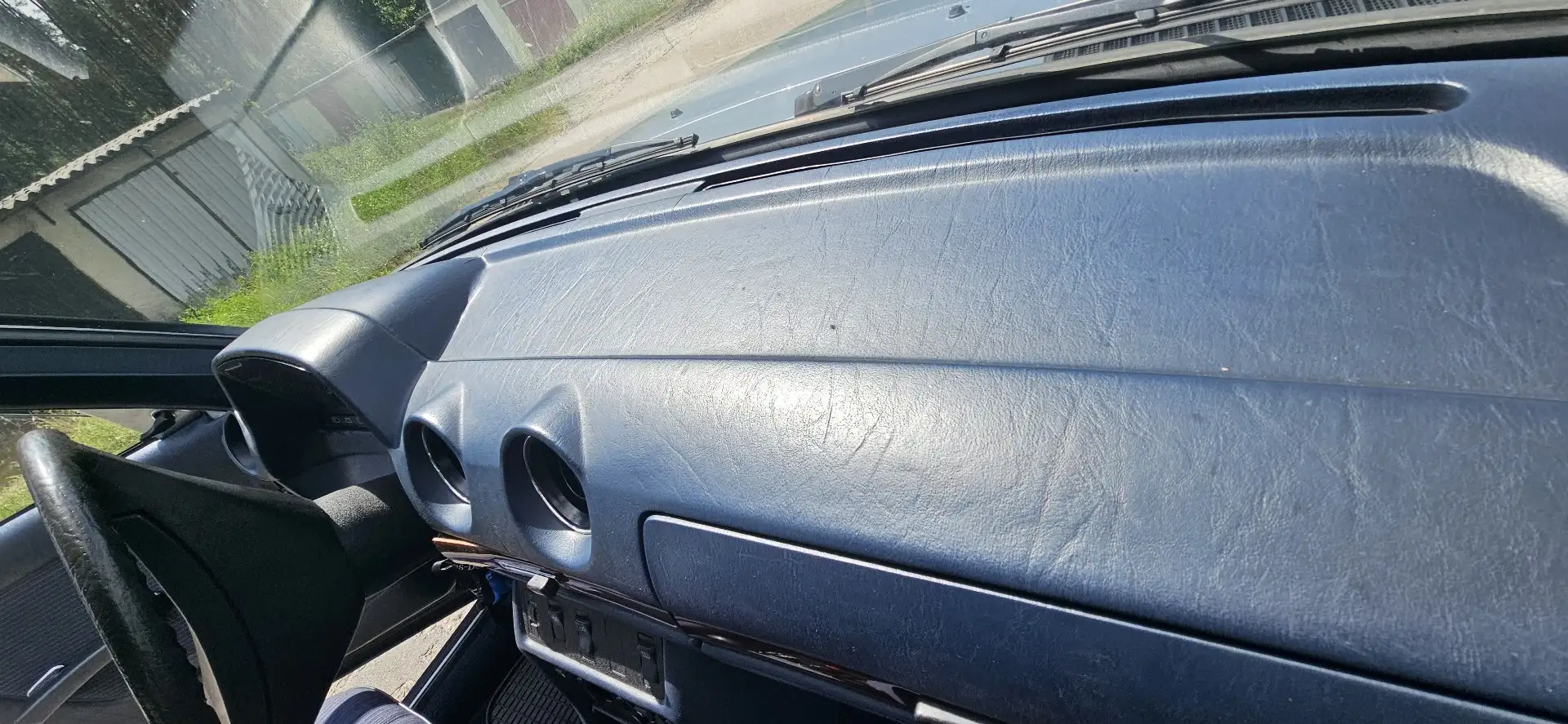 Mercedes-Benz 230 W 123 // 230E Zilver - 2